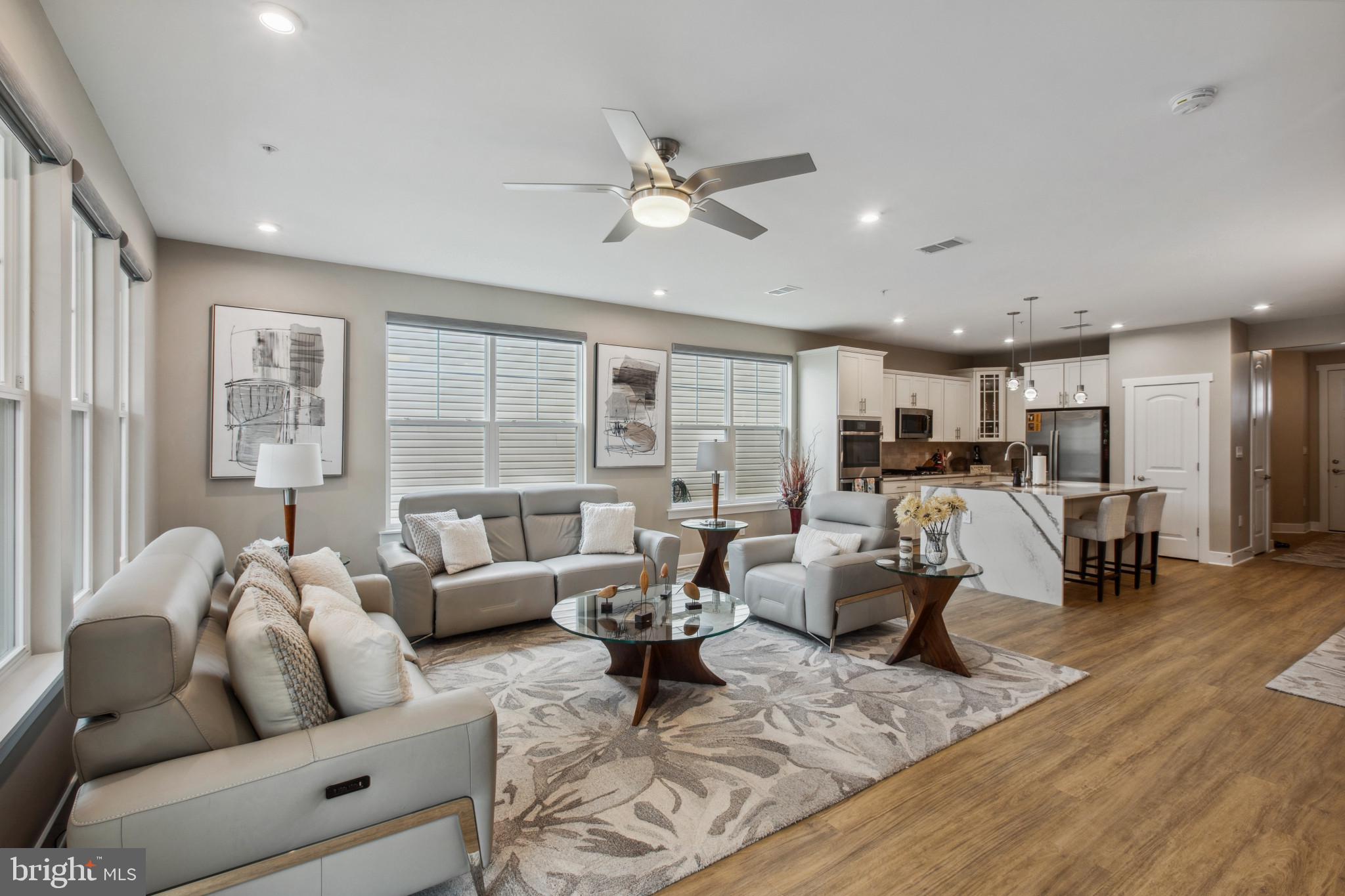 FOUR SEASONS AT KENT ISLAND - Residential