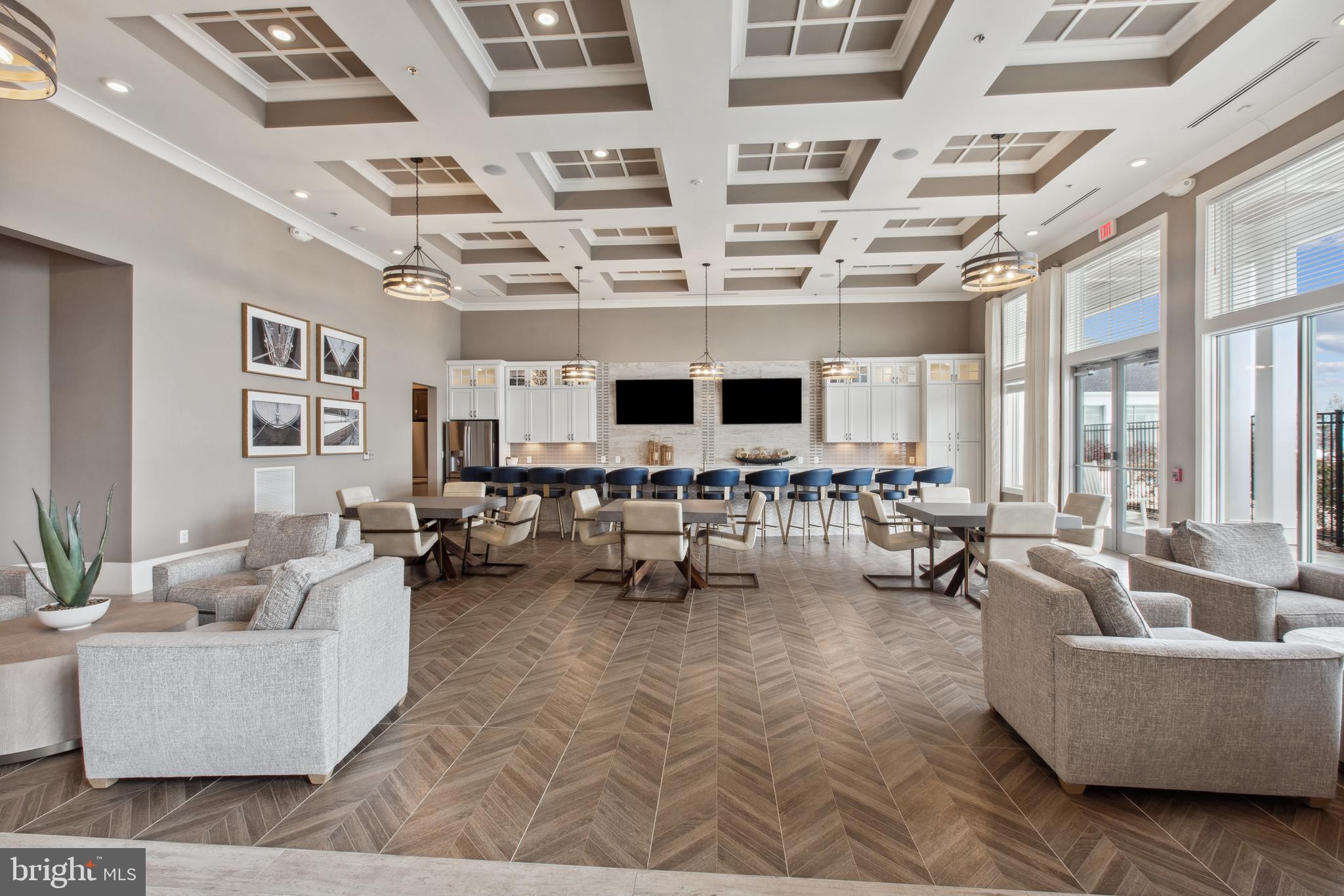 FOUR SEASONS AT KENT ISLAND - Residential