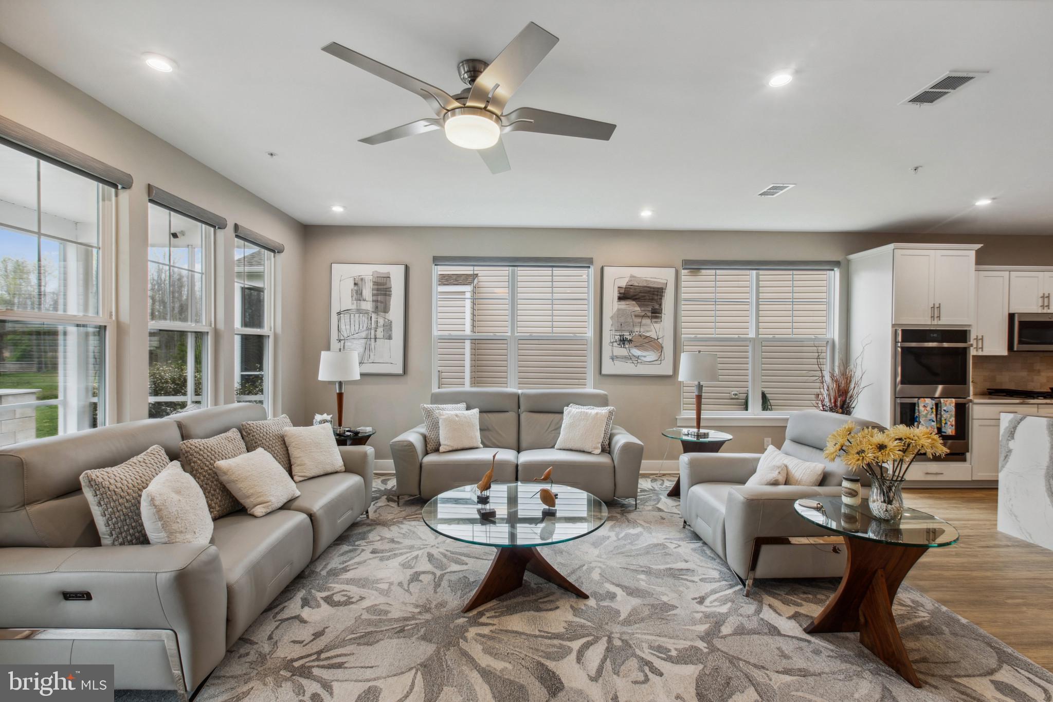 FOUR SEASONS AT KENT ISLAND - Residential