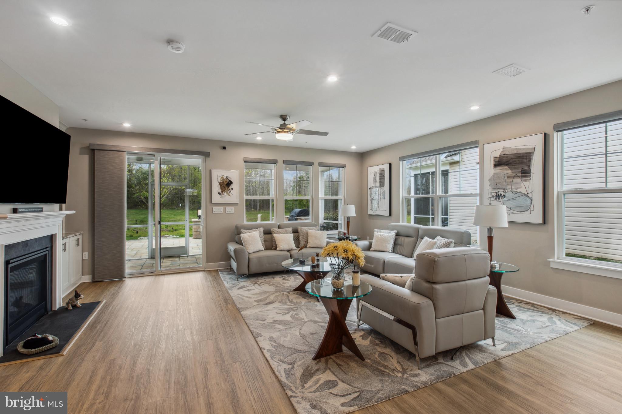 FOUR SEASONS AT KENT ISLAND - Residential