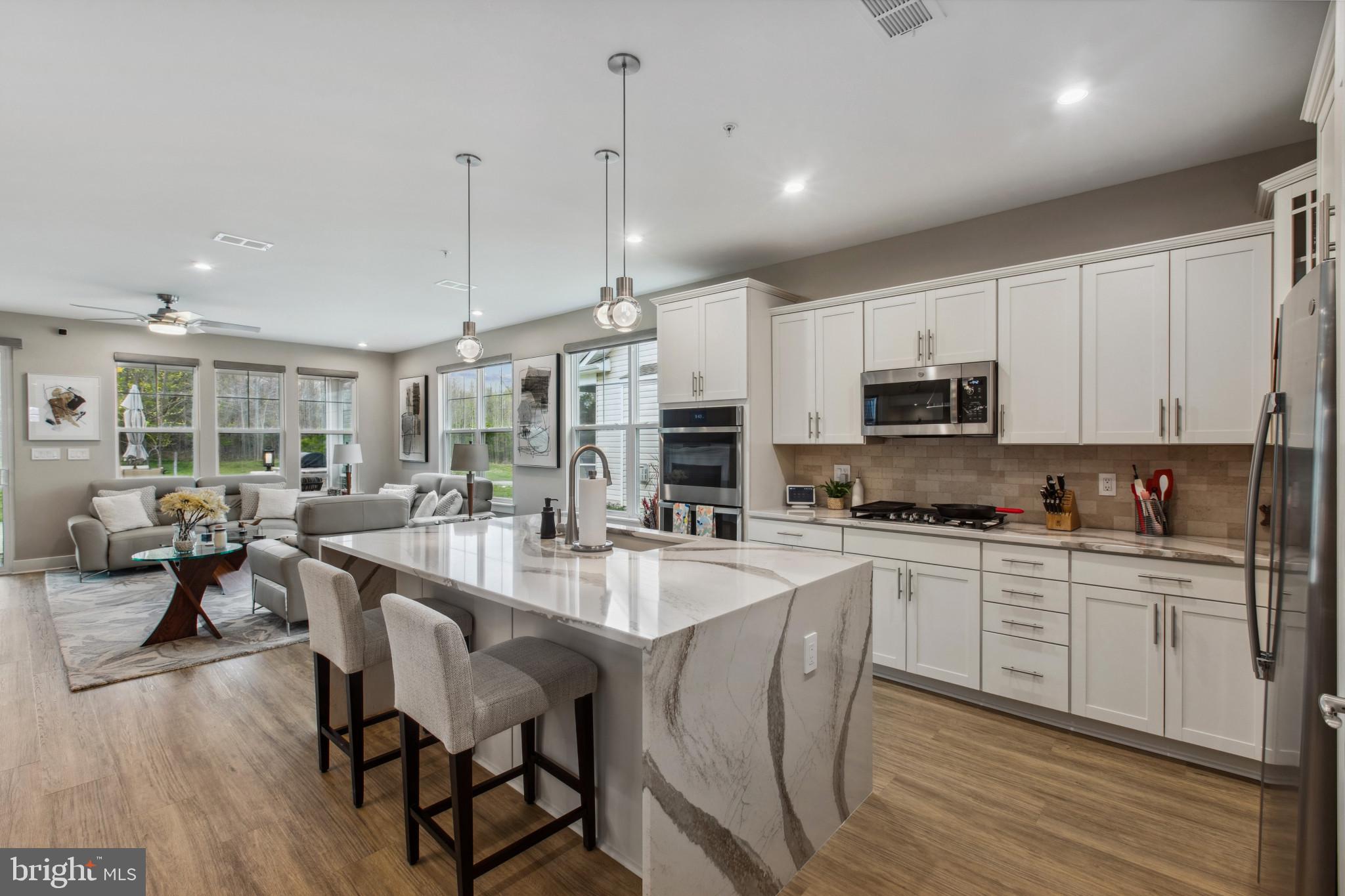 FOUR SEASONS AT KENT ISLAND - Residential