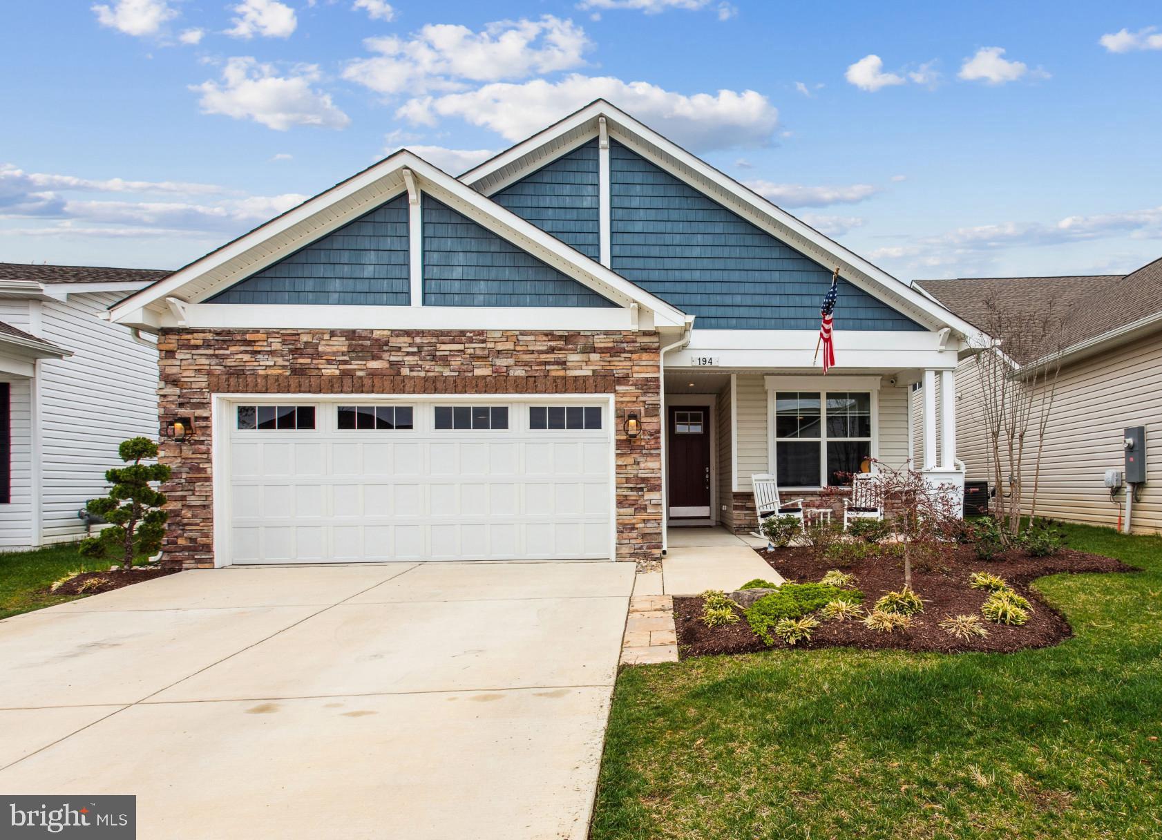 194 SAILCLOTH WAY