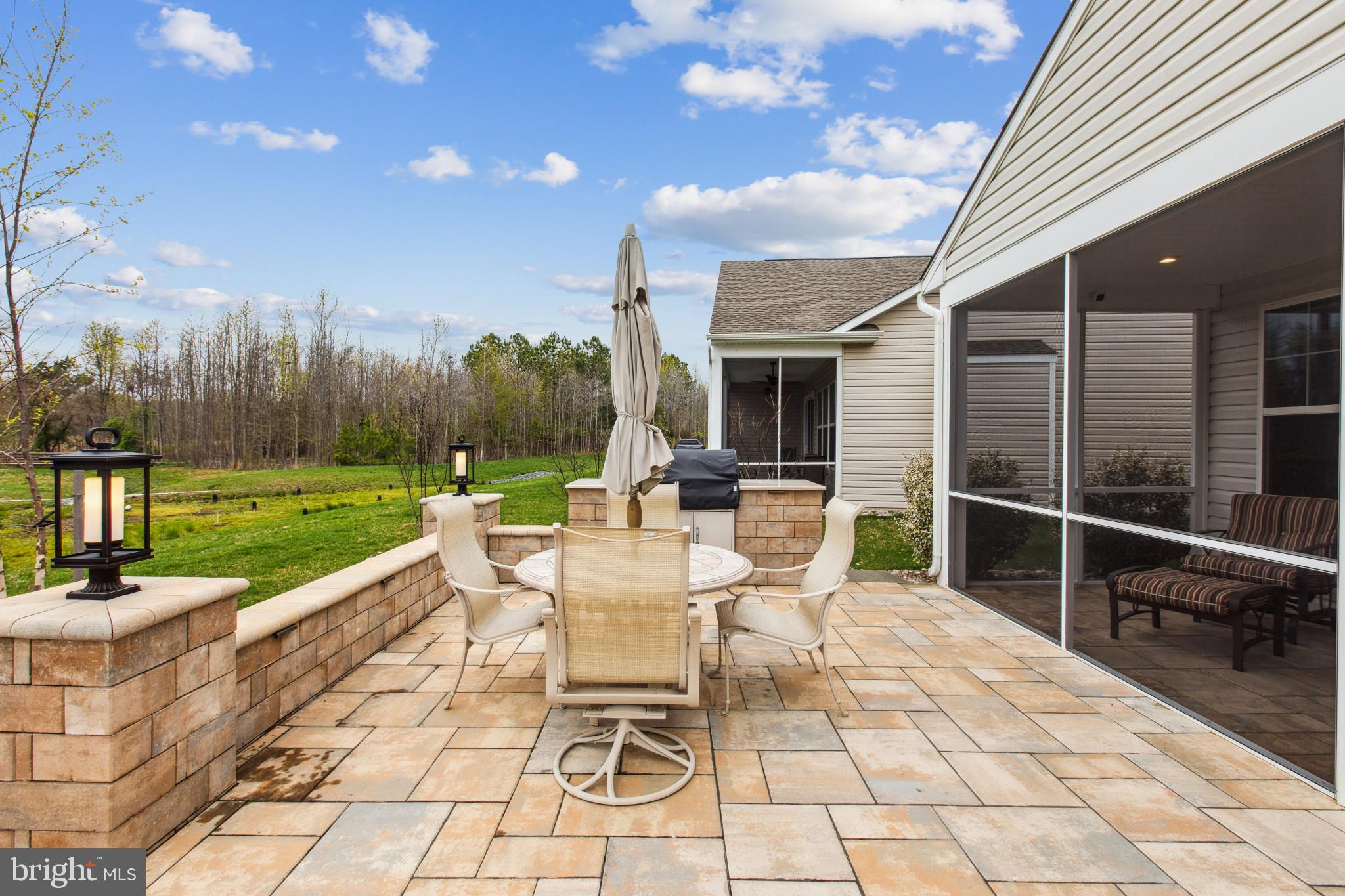 FOUR SEASONS AT KENT ISLAND - Residential