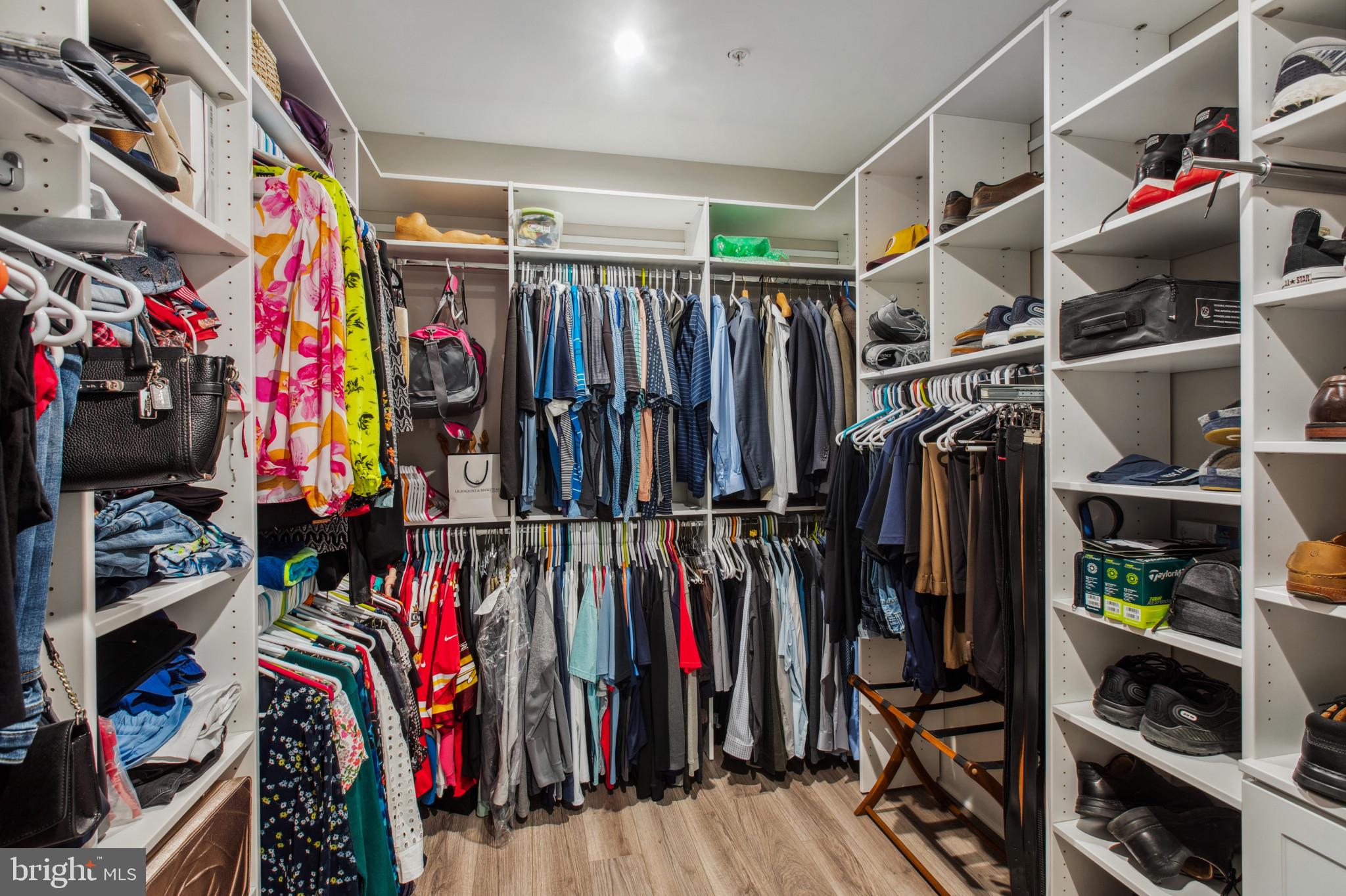 FOUR SEASONS AT KENT ISLAND - Residential