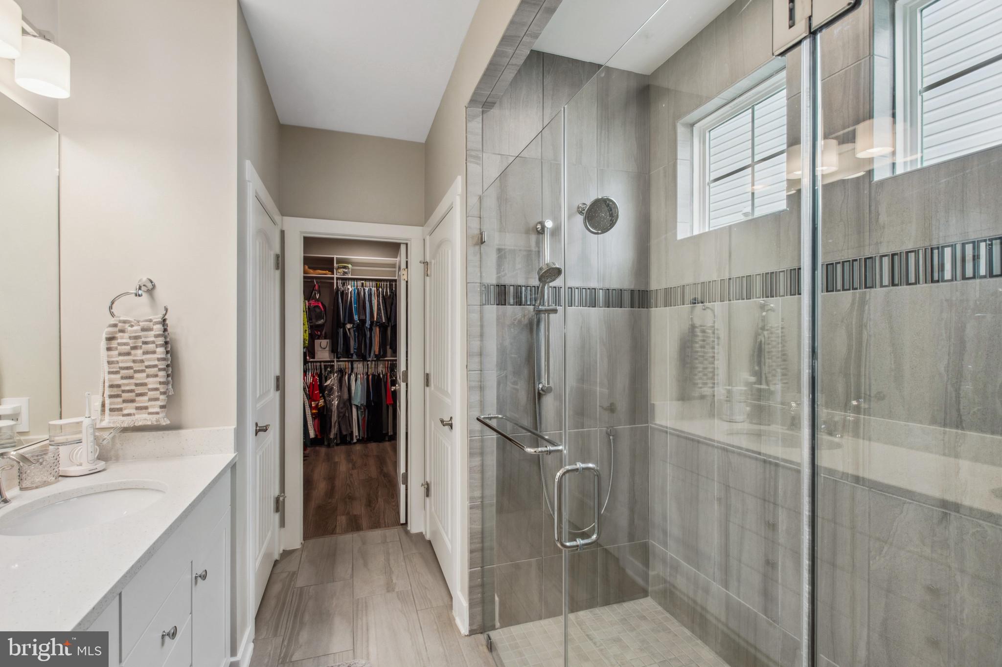 FOUR SEASONS AT KENT ISLAND - Residential