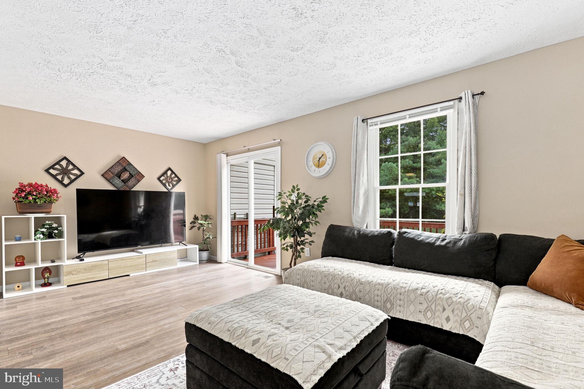 8068 BRIGHTWOOD COURT