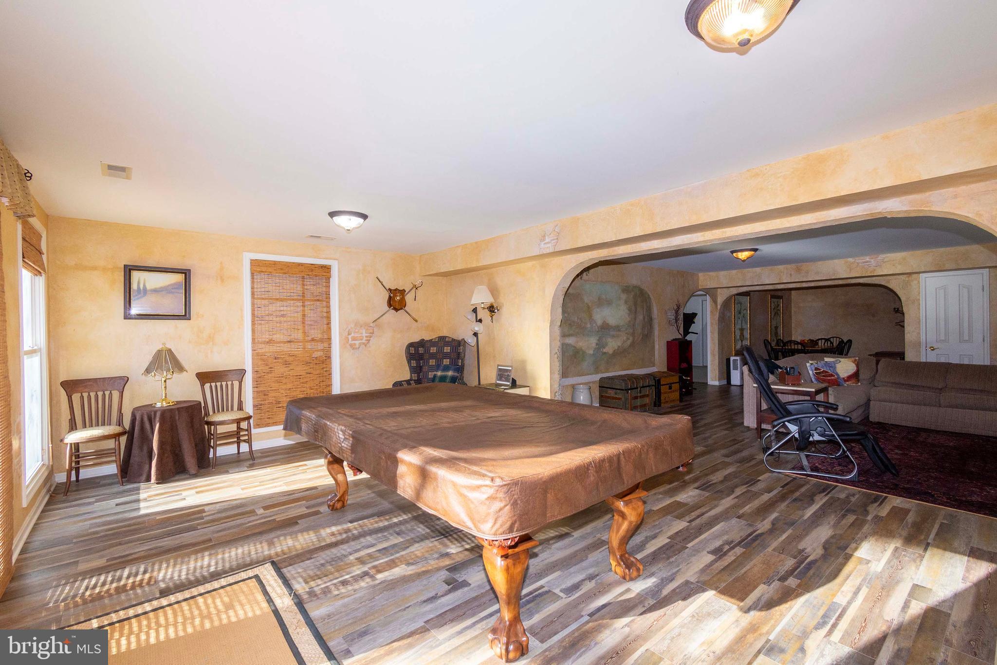 WYNDEMERE - Residential