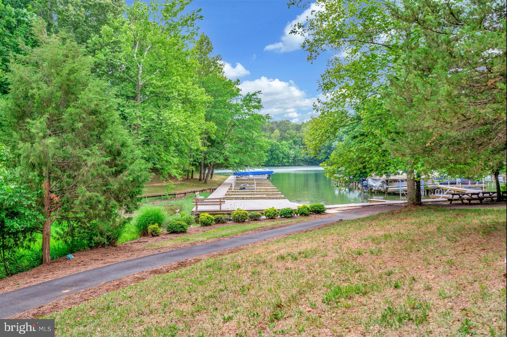 WYNDEMERE - Residential