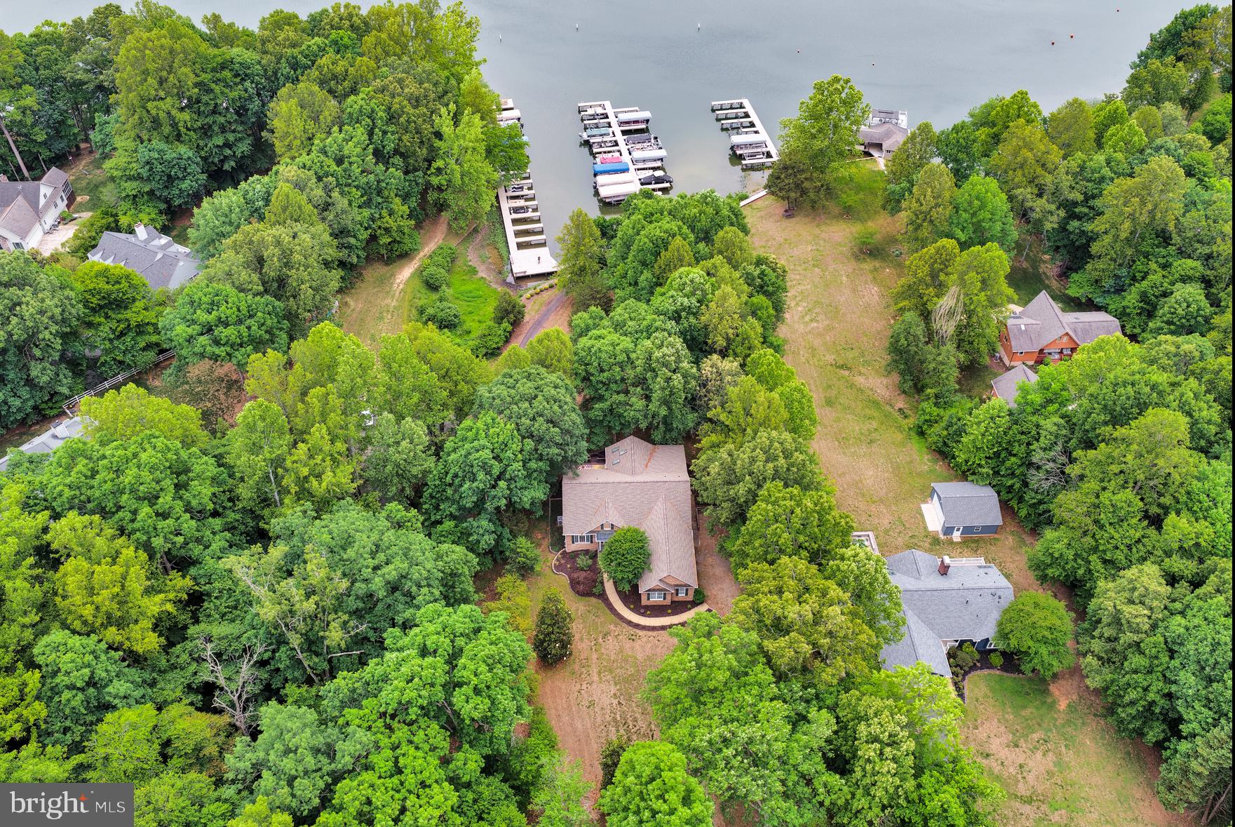 WYNDEMERE - Residential