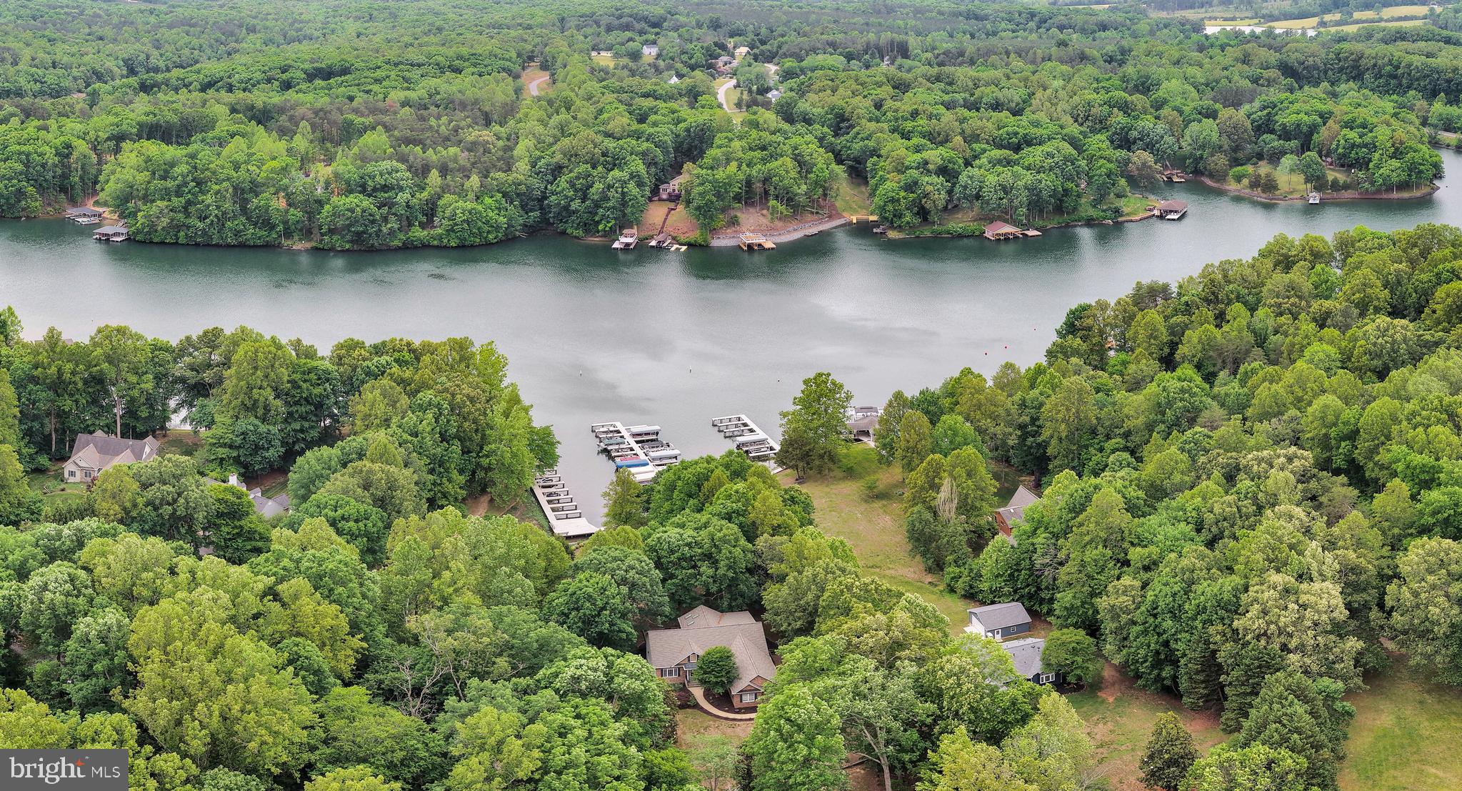 WYNDEMERE - Residential