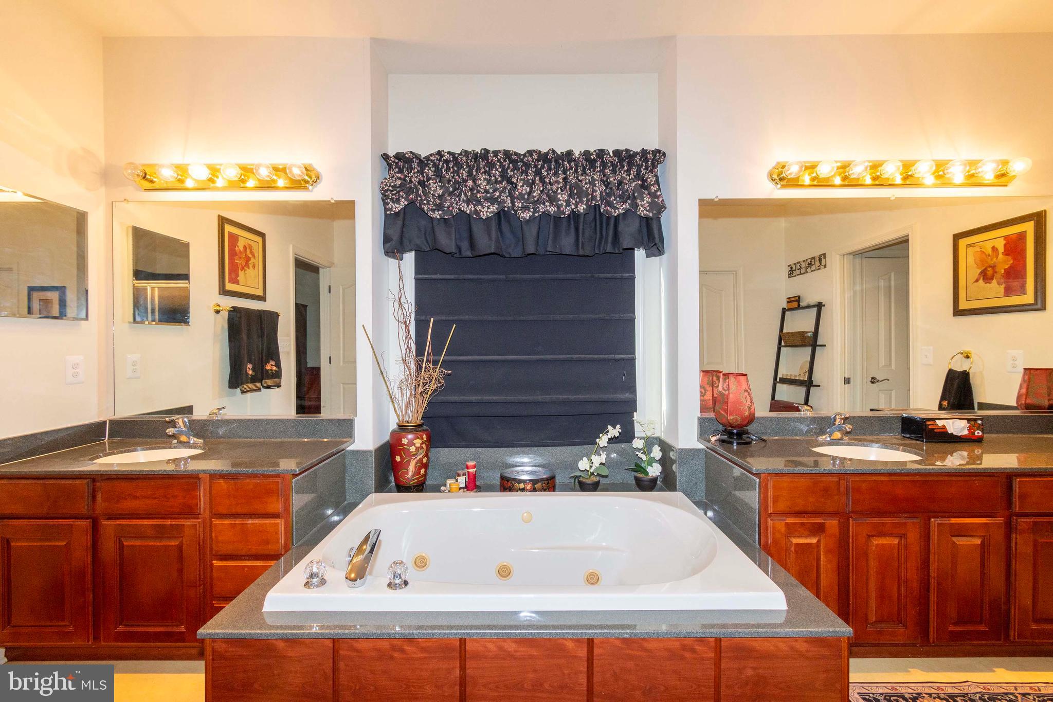 WYNDEMERE - Residential