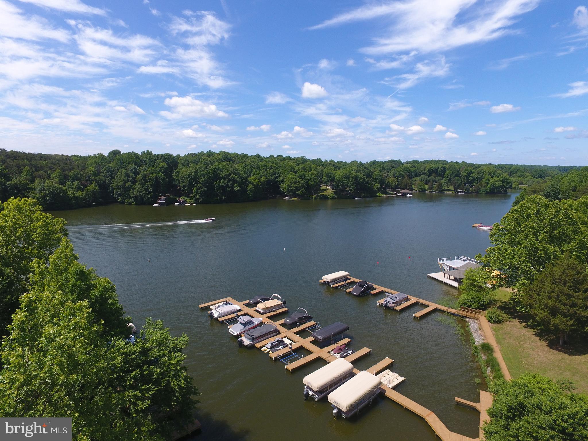 WYNDEMERE - Residential