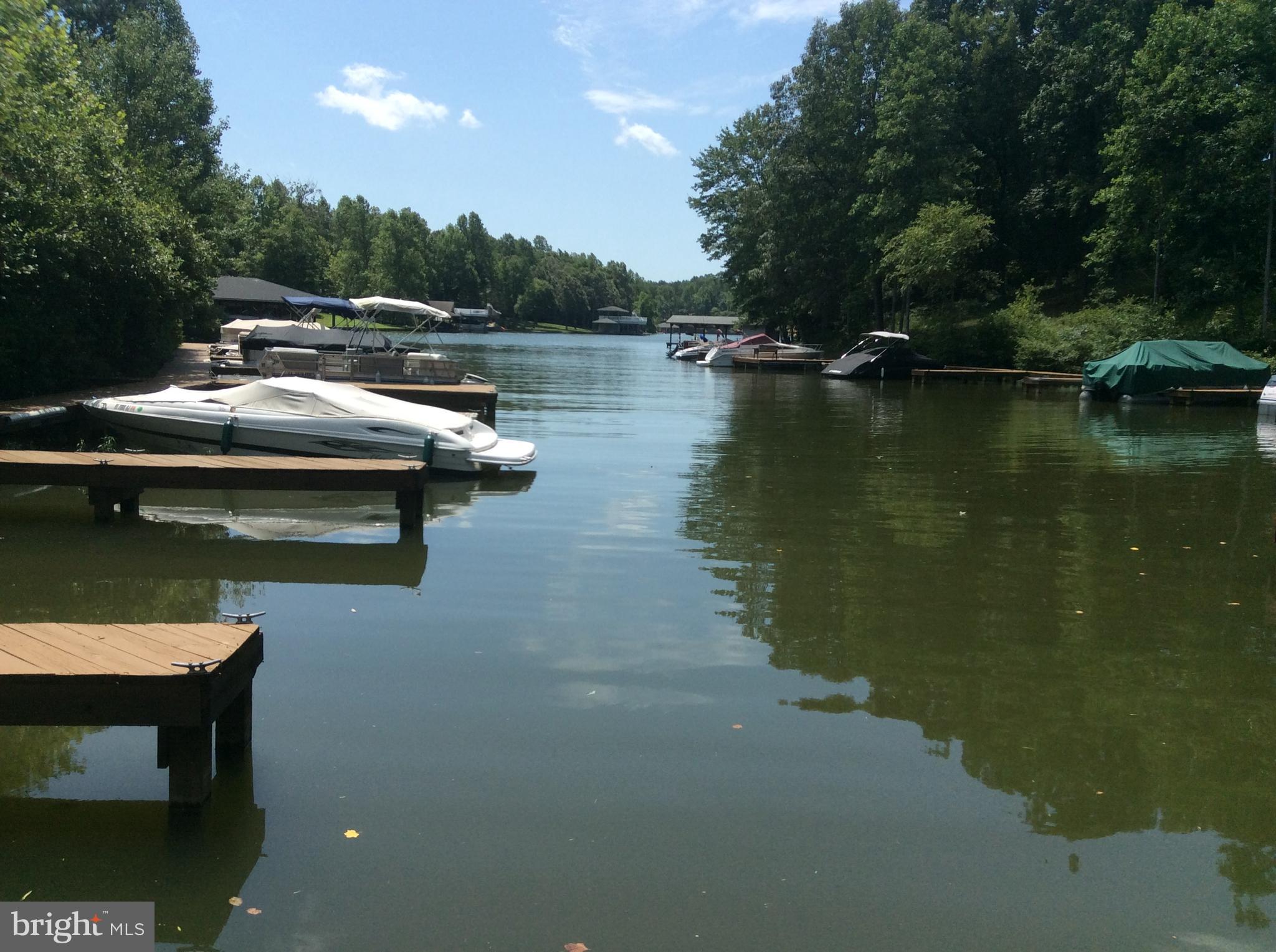 WYNDEMERE - Residential