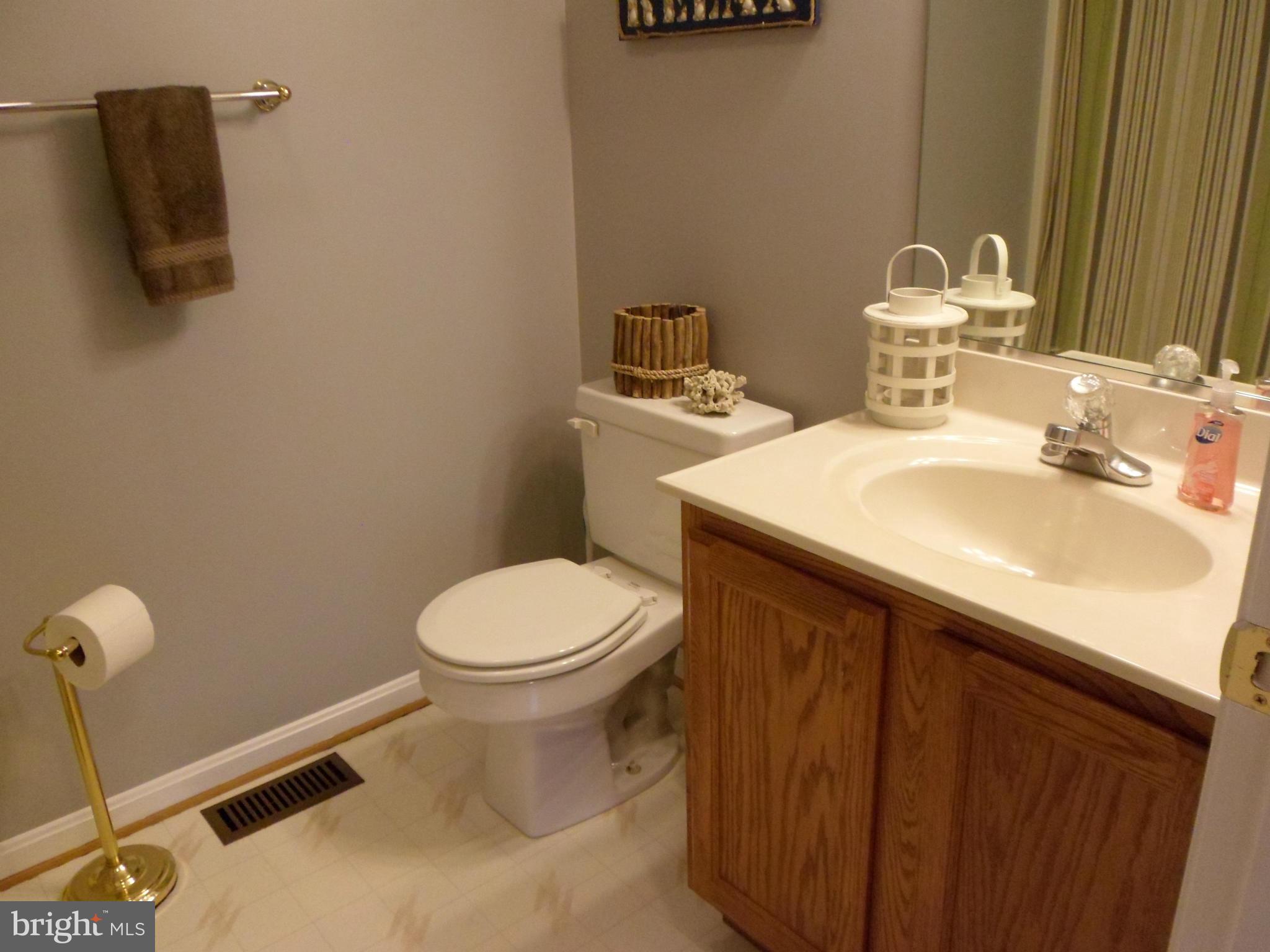 LOCKES CREEK ESTATES - Residential