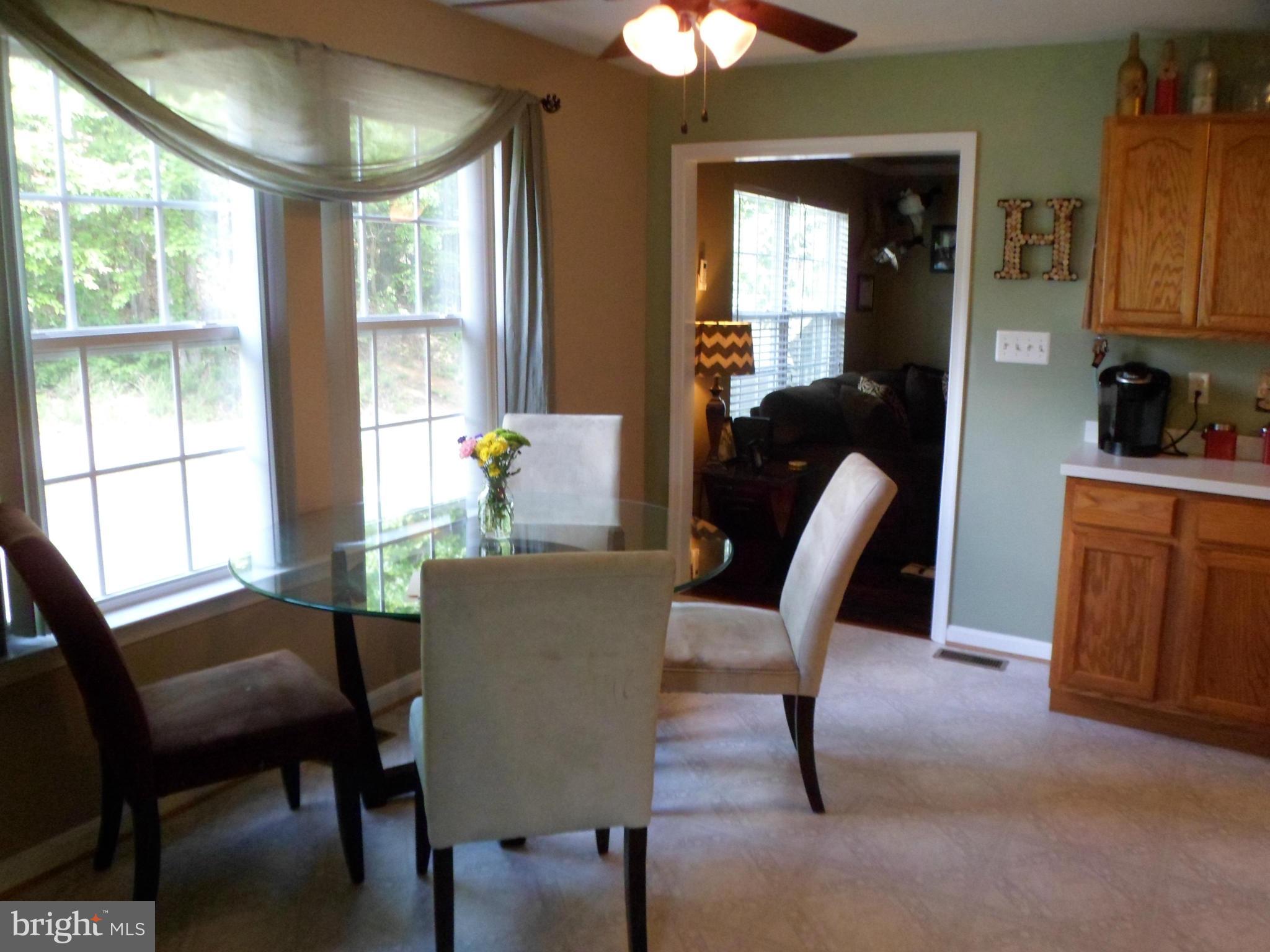 LOCKES CREEK ESTATES - Residential