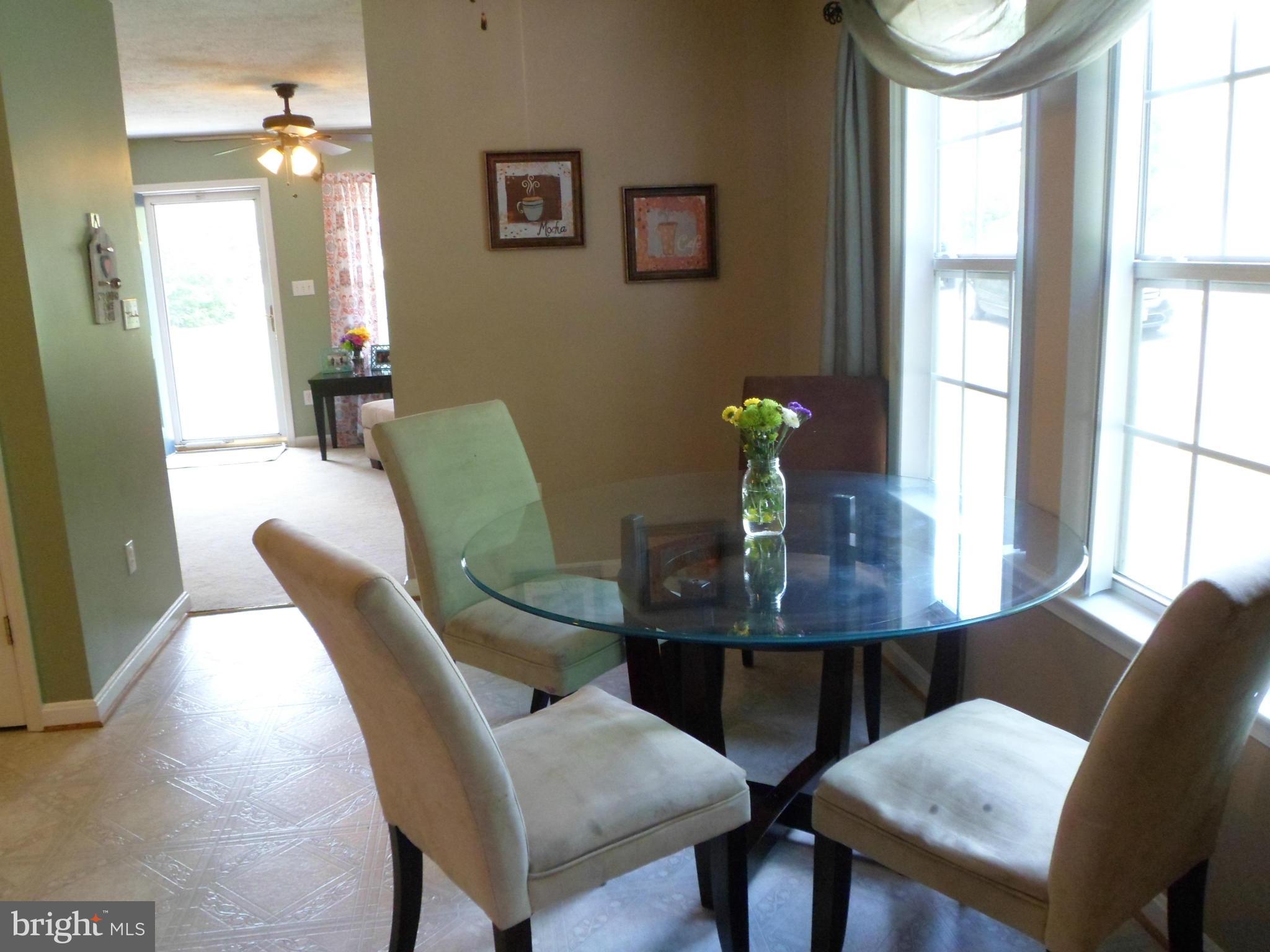 LOCKES CREEK ESTATES - Residential