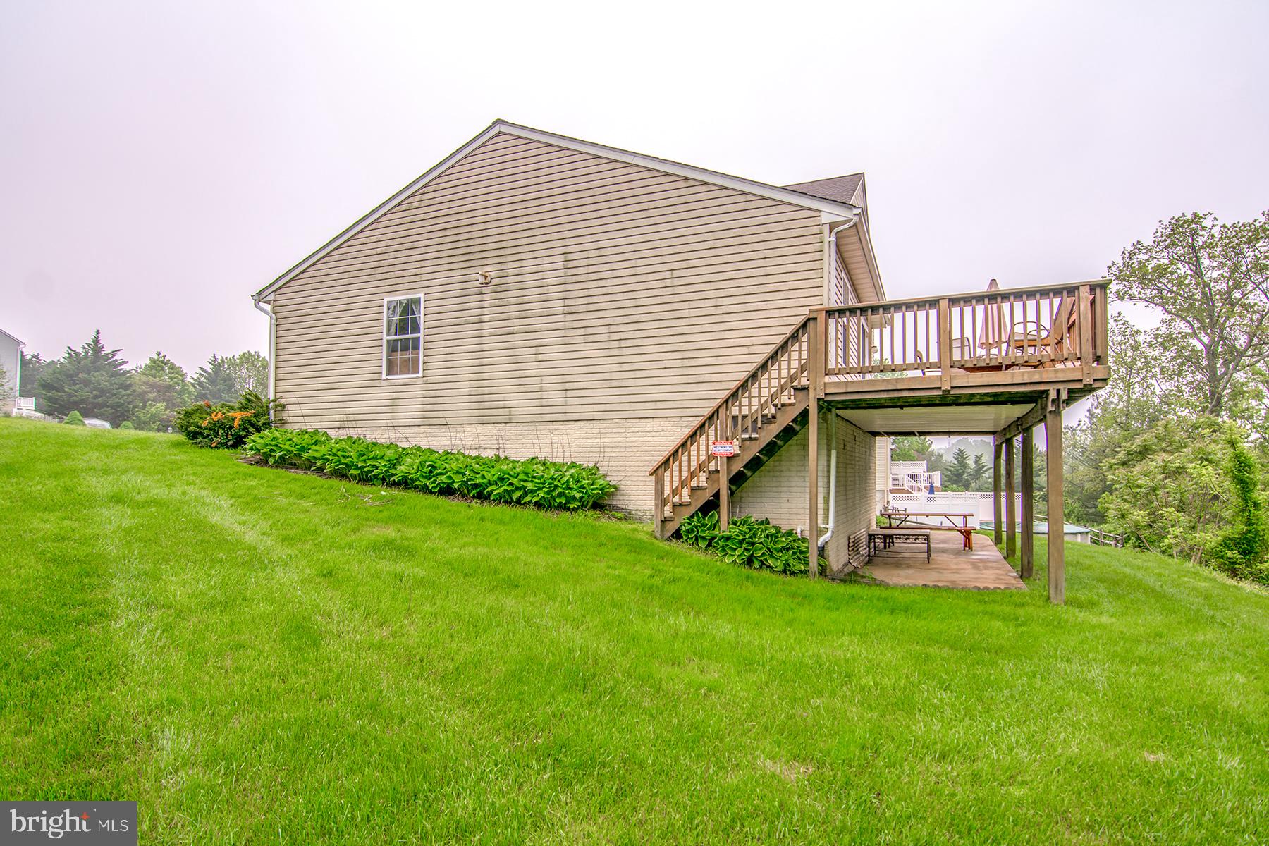 POOLE MEADOWS - Residential