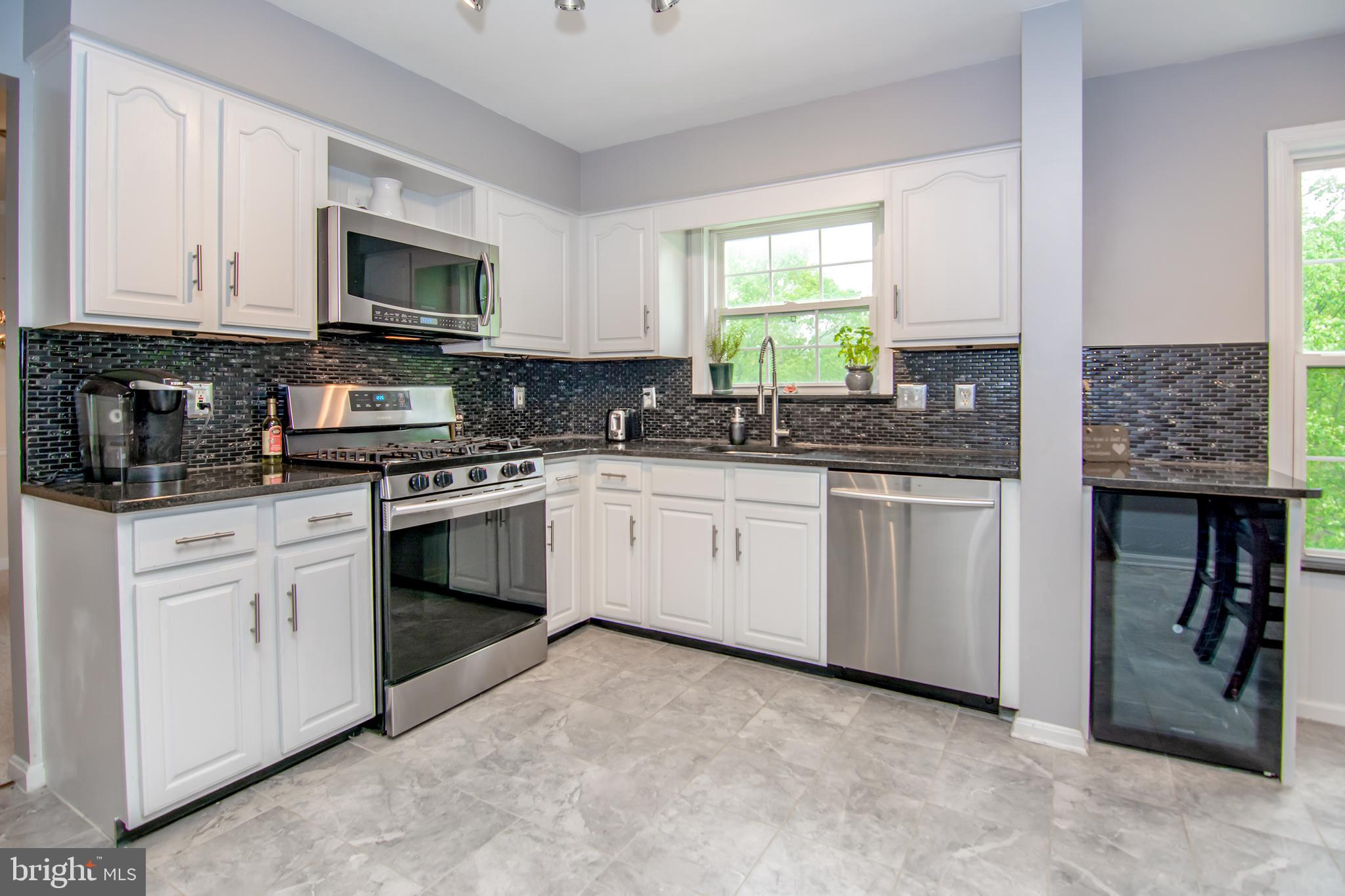 POOLE MEADOWS - Residential