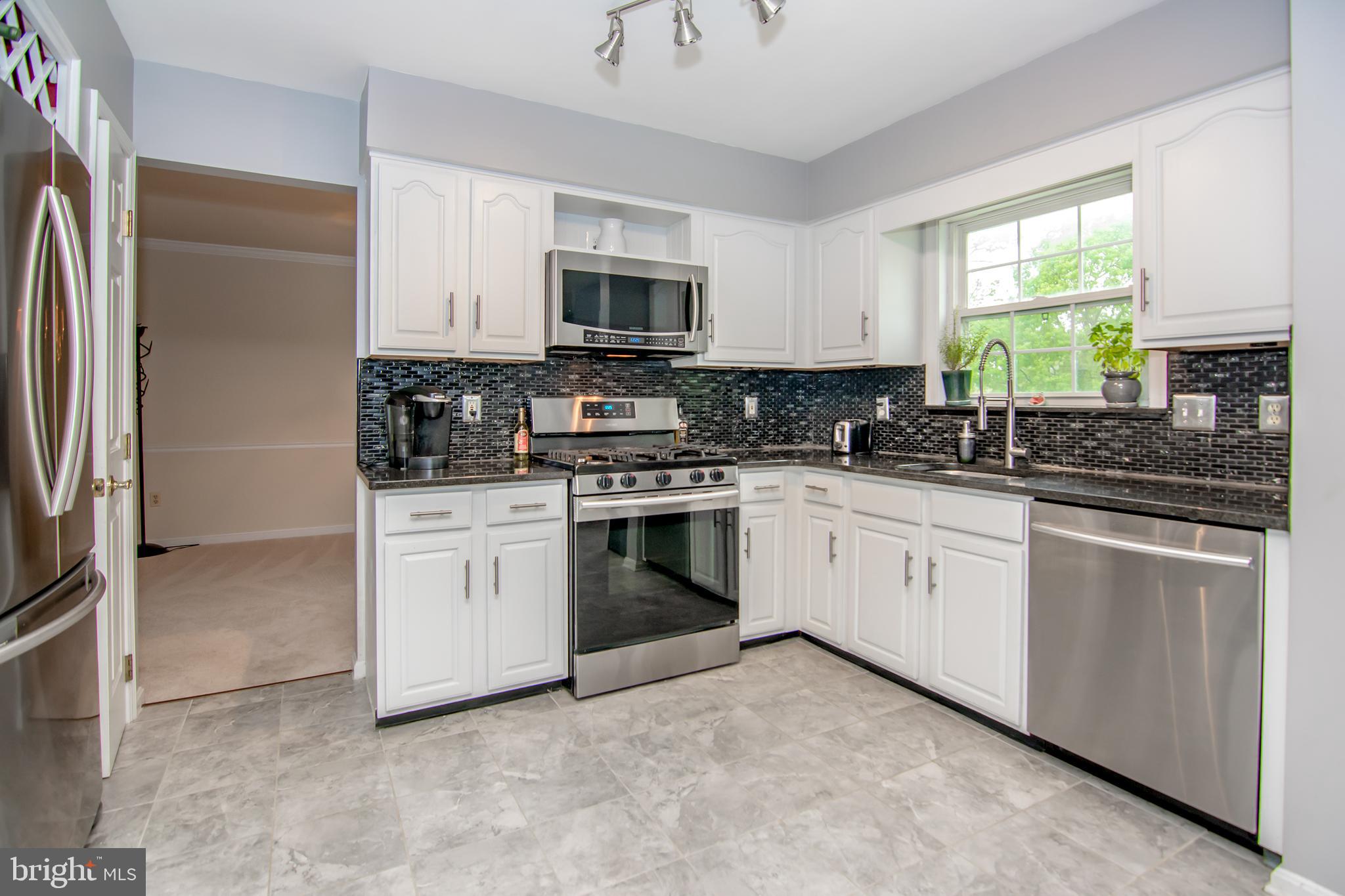 POOLE MEADOWS - Residential