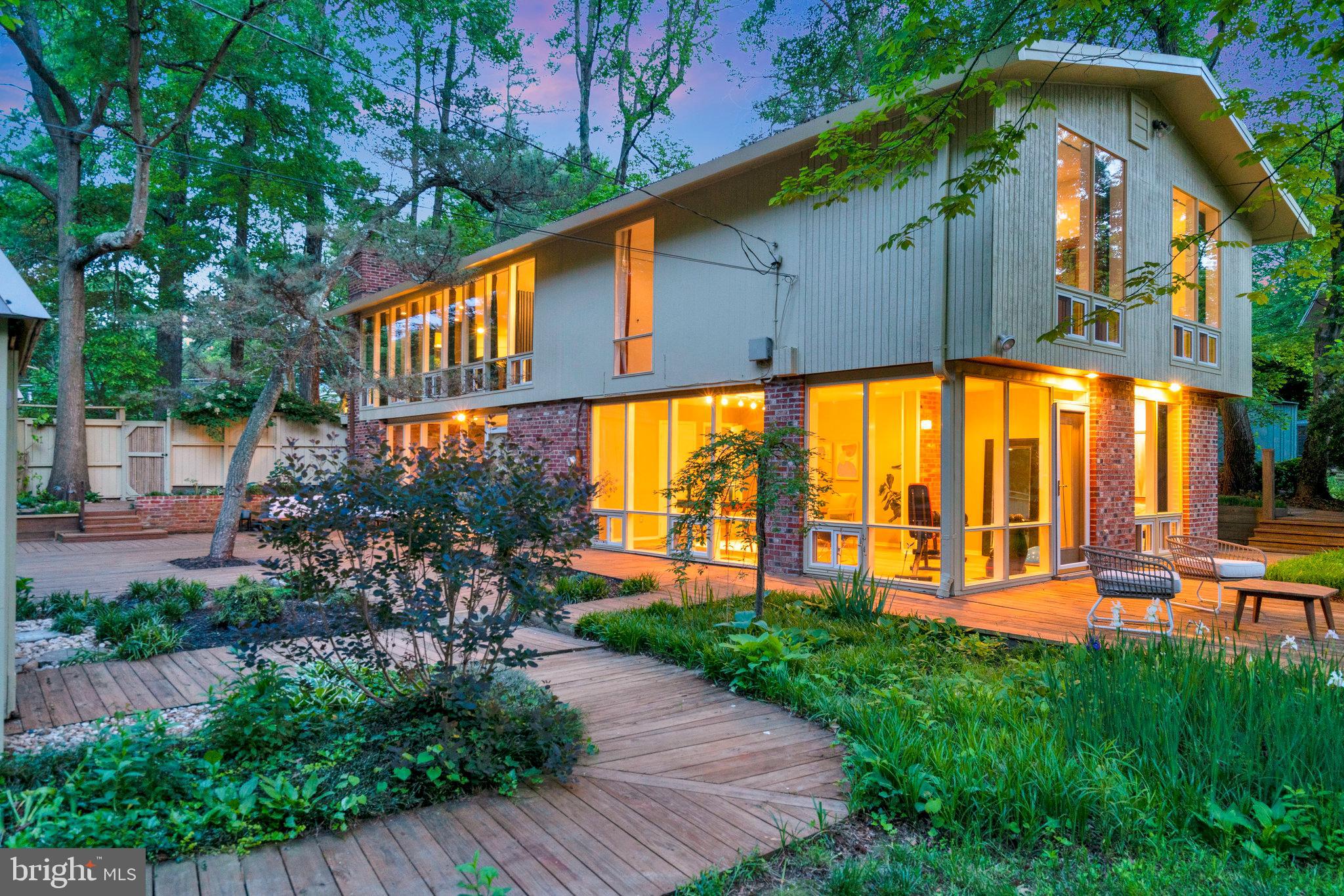 HOLLIN HILLS - Residential