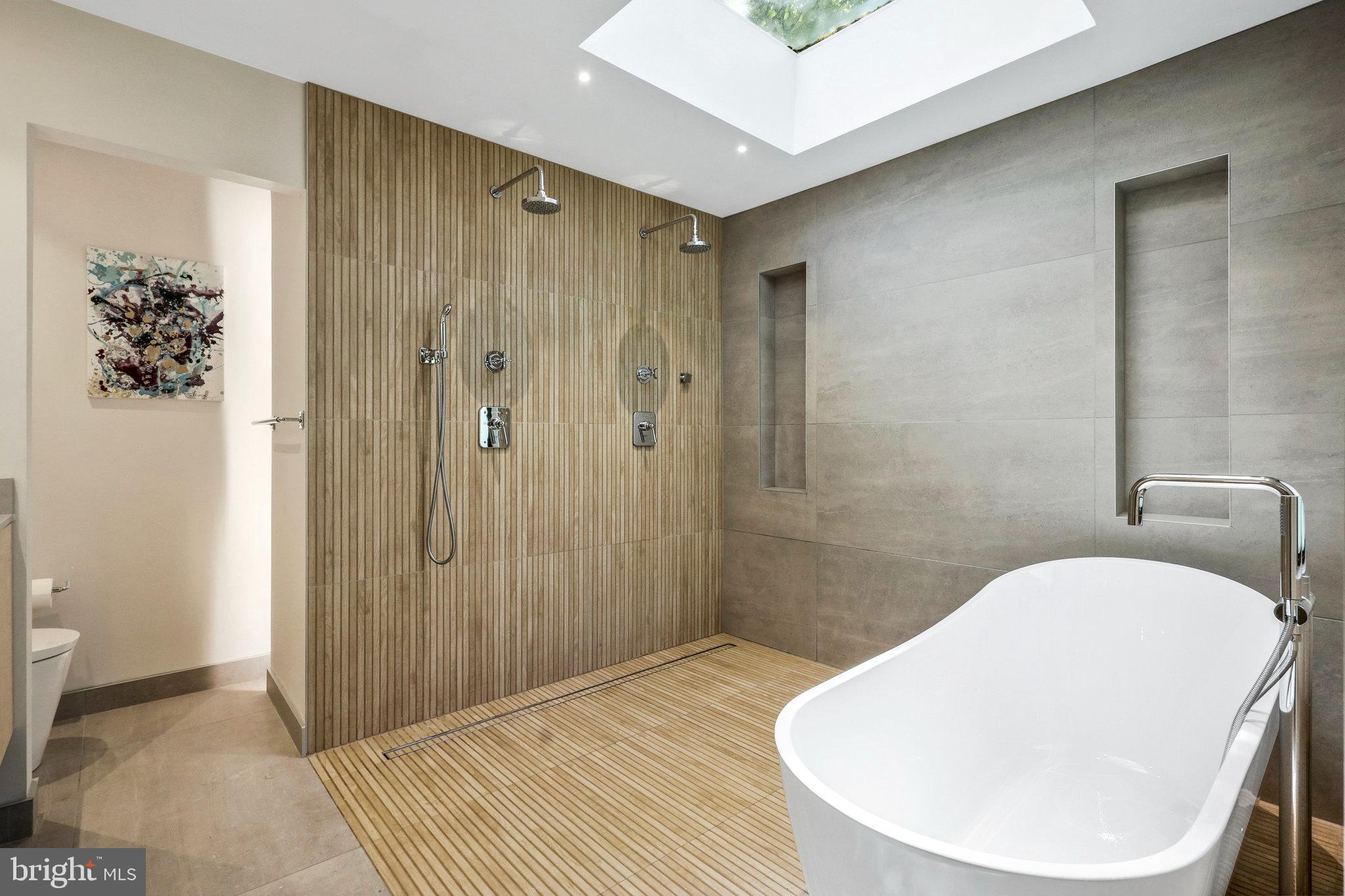 HOLLIN HILLS - Residential