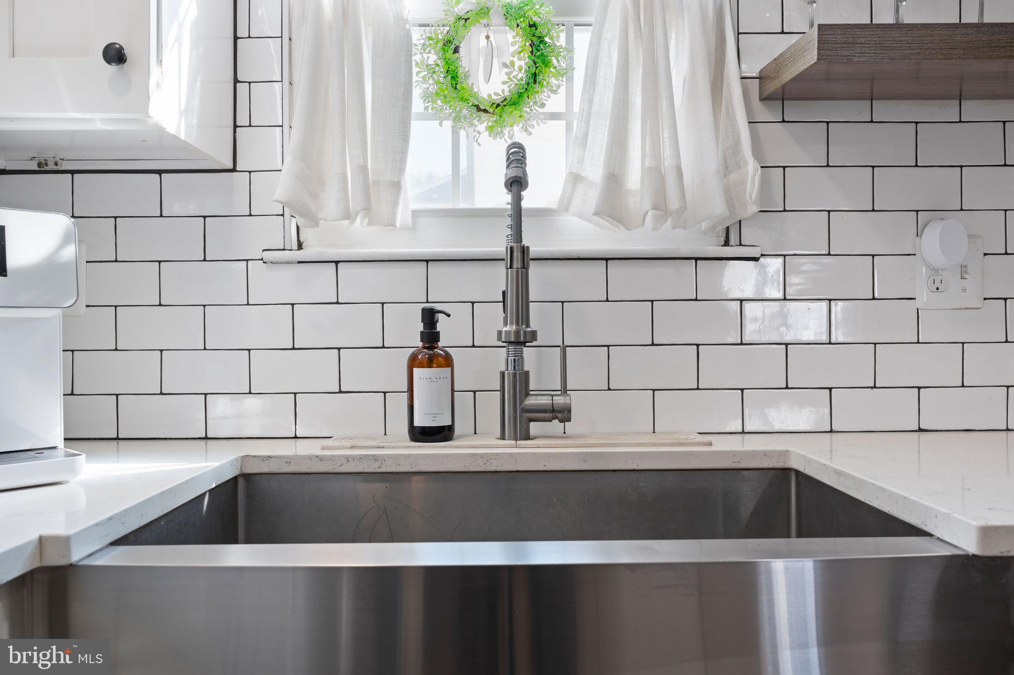 CROFTON VILLAGE - Residential