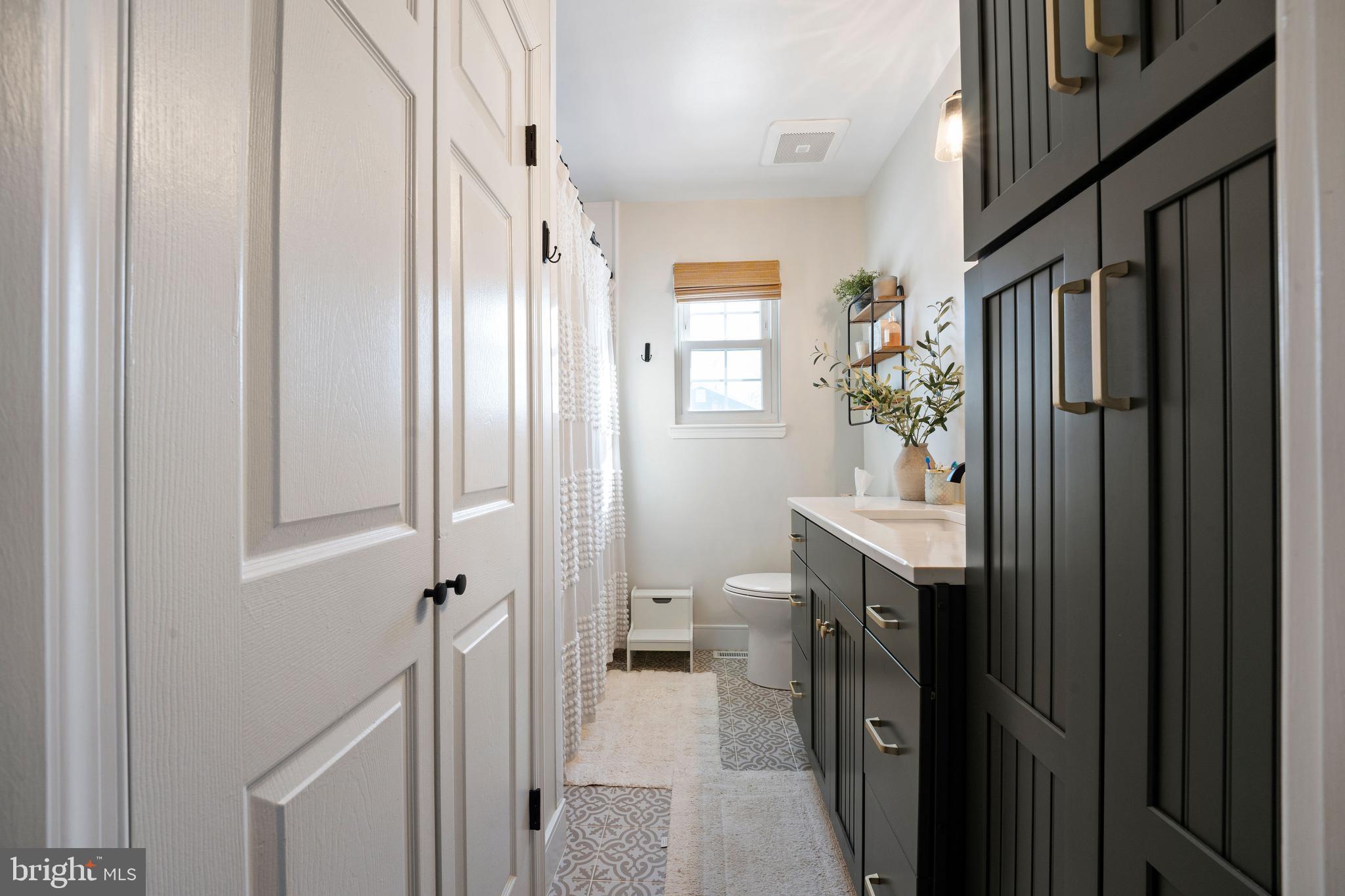 CROFTON VILLAGE - Residential