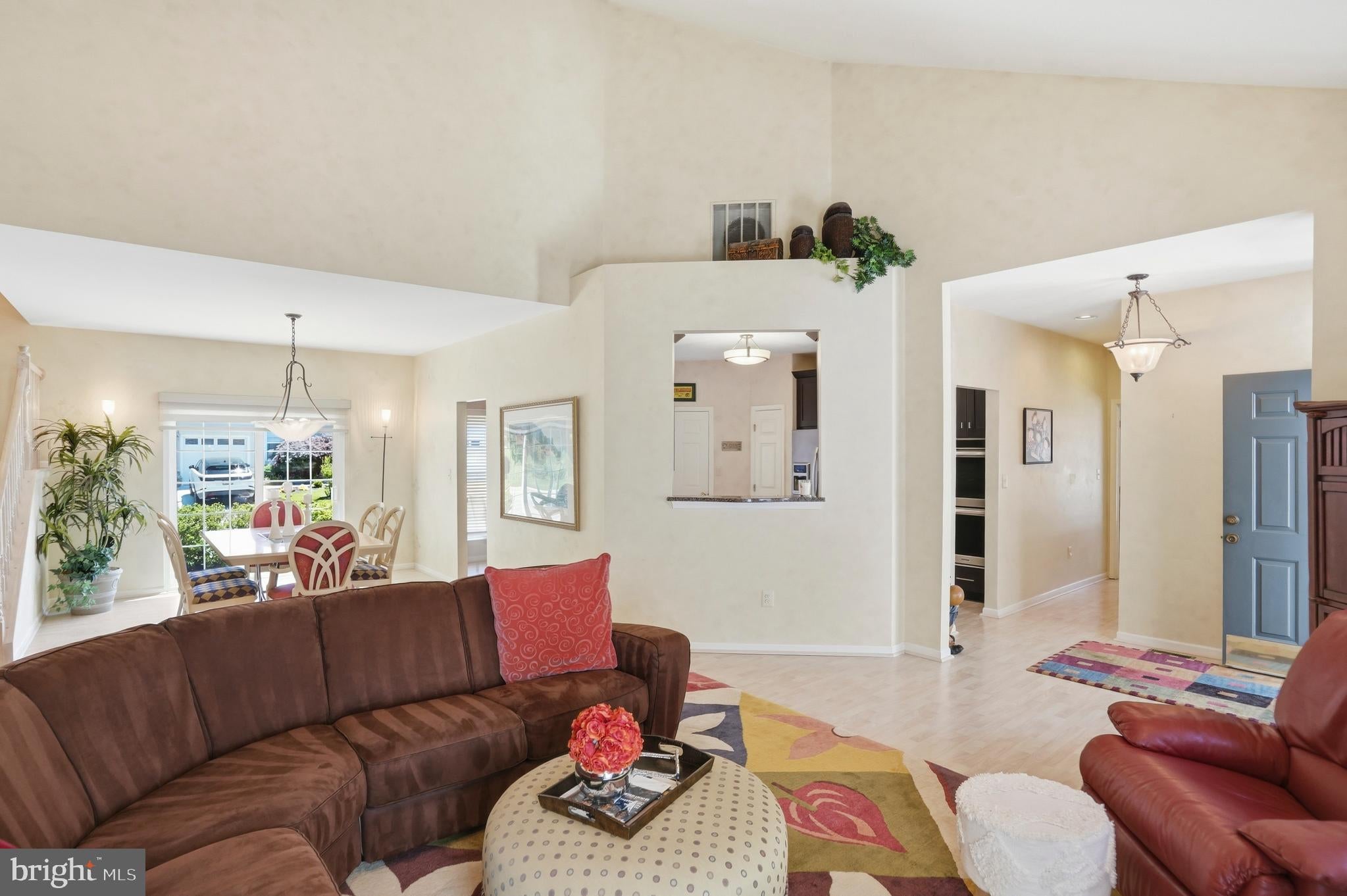 300 GLATISANT PLACE 300
