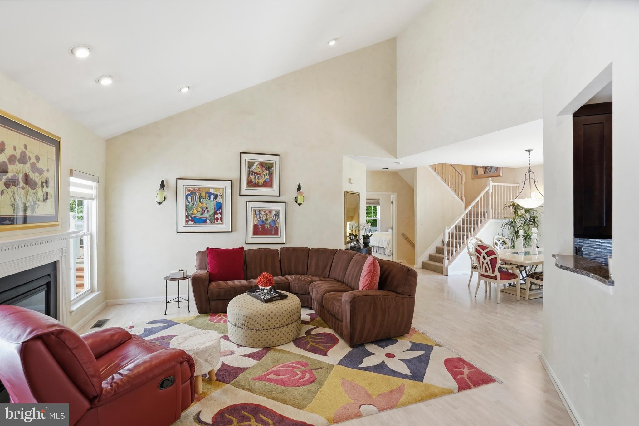 300 GLATISANT PLACE 300