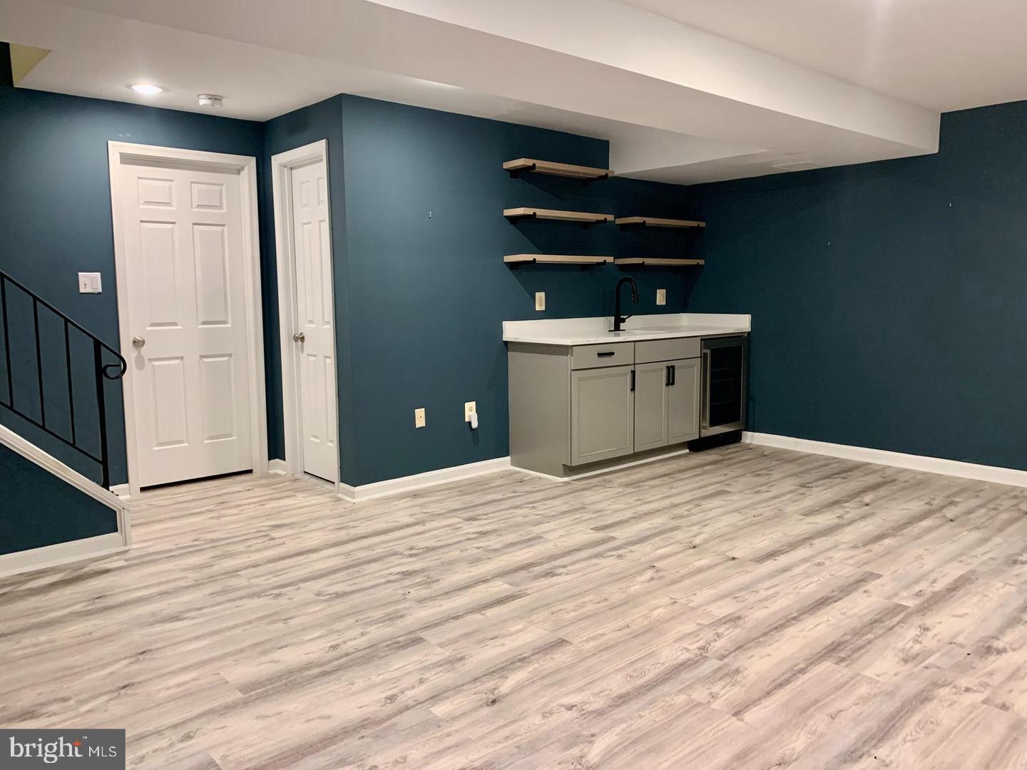 JEFFERSON PARK TOWNHOUSE - Residential Lease