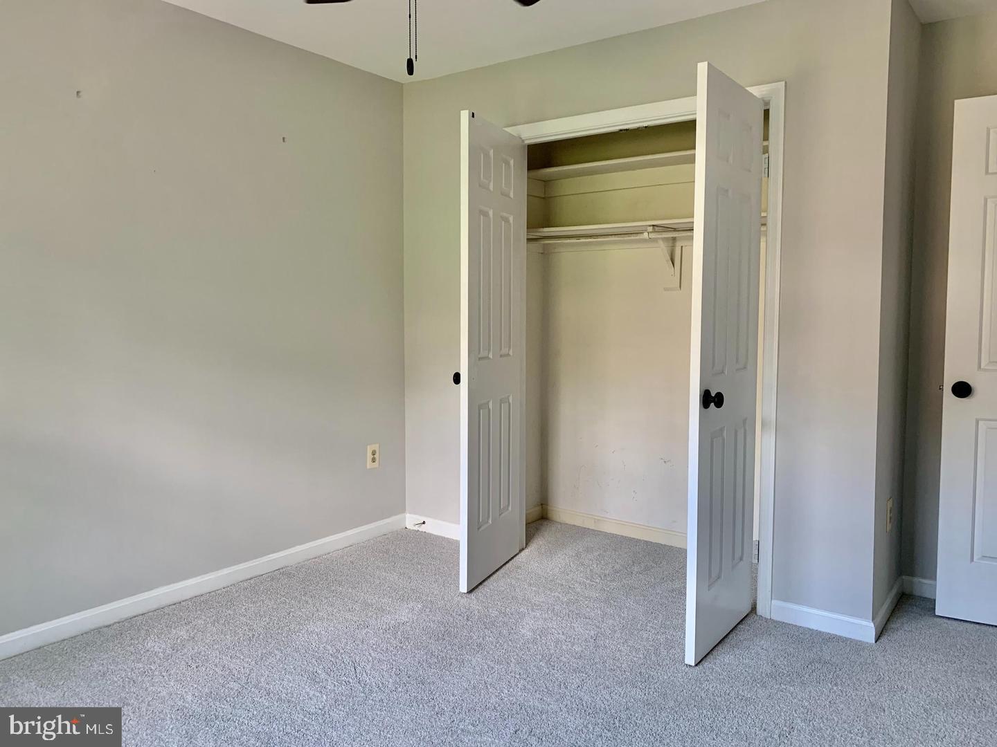 JEFFERSON PARK TOWNHOUSE - Residential Lease