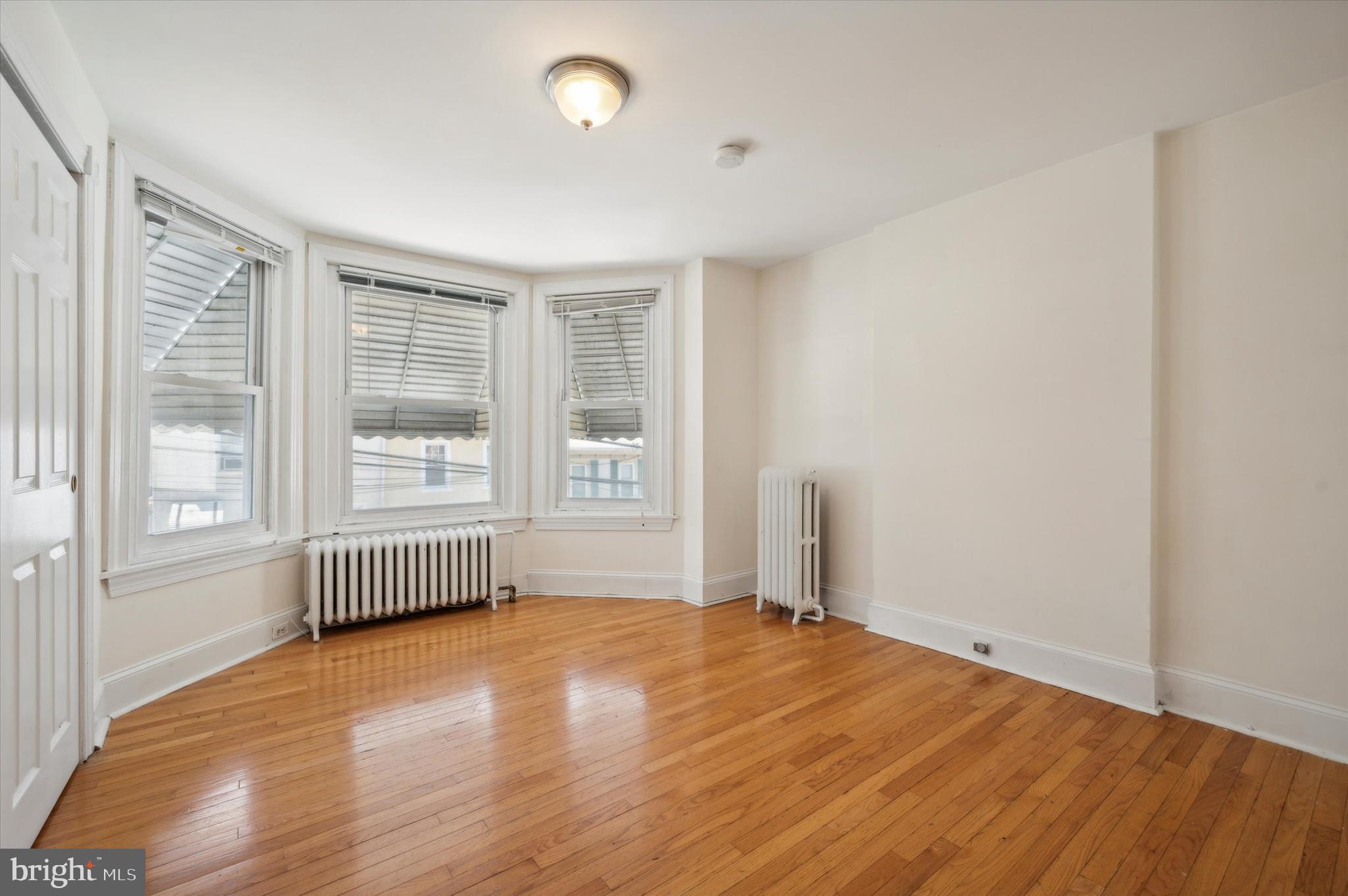 ROXBOROUGH - Residential Lease