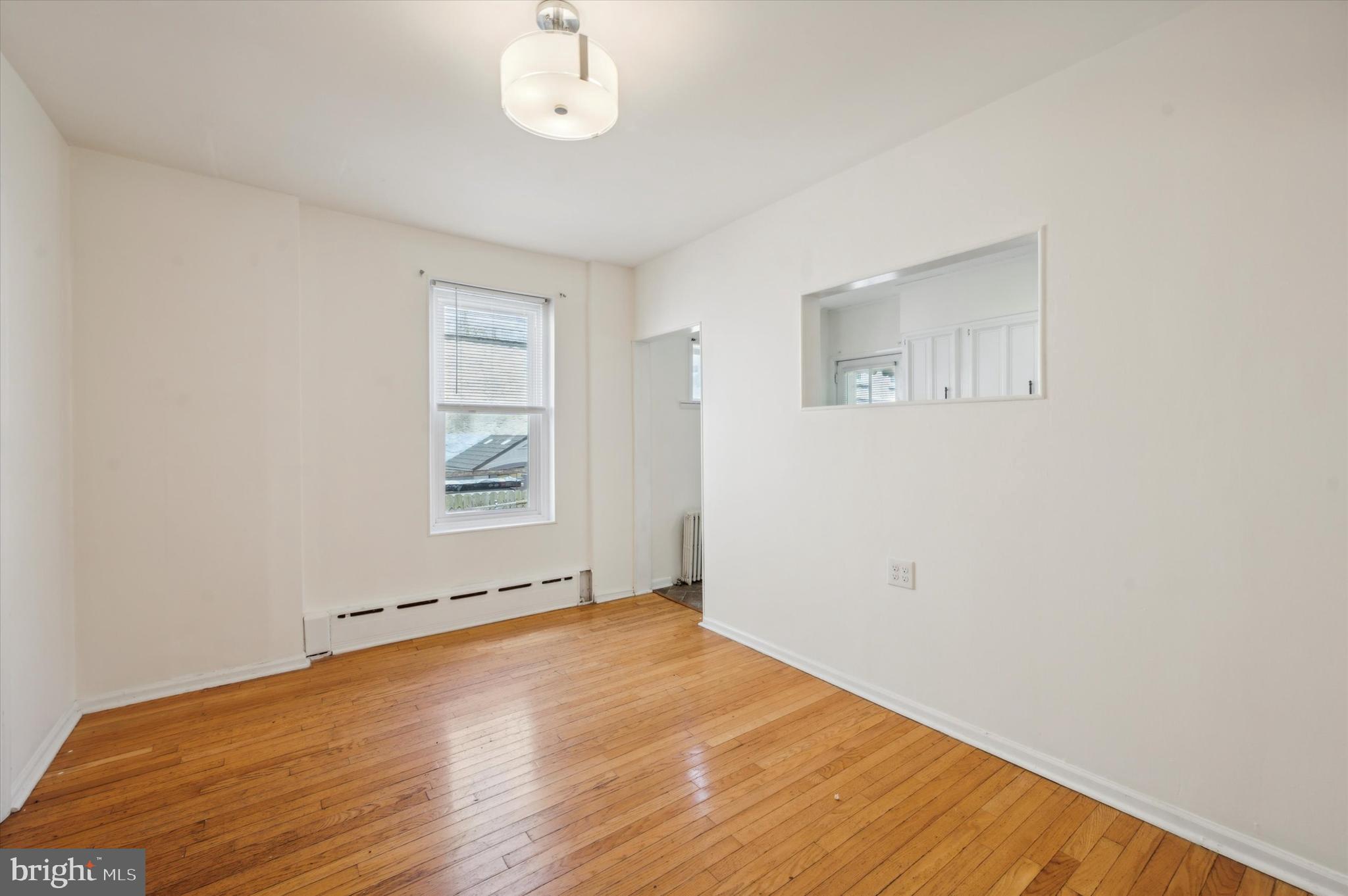 ROXBOROUGH - Residential Lease