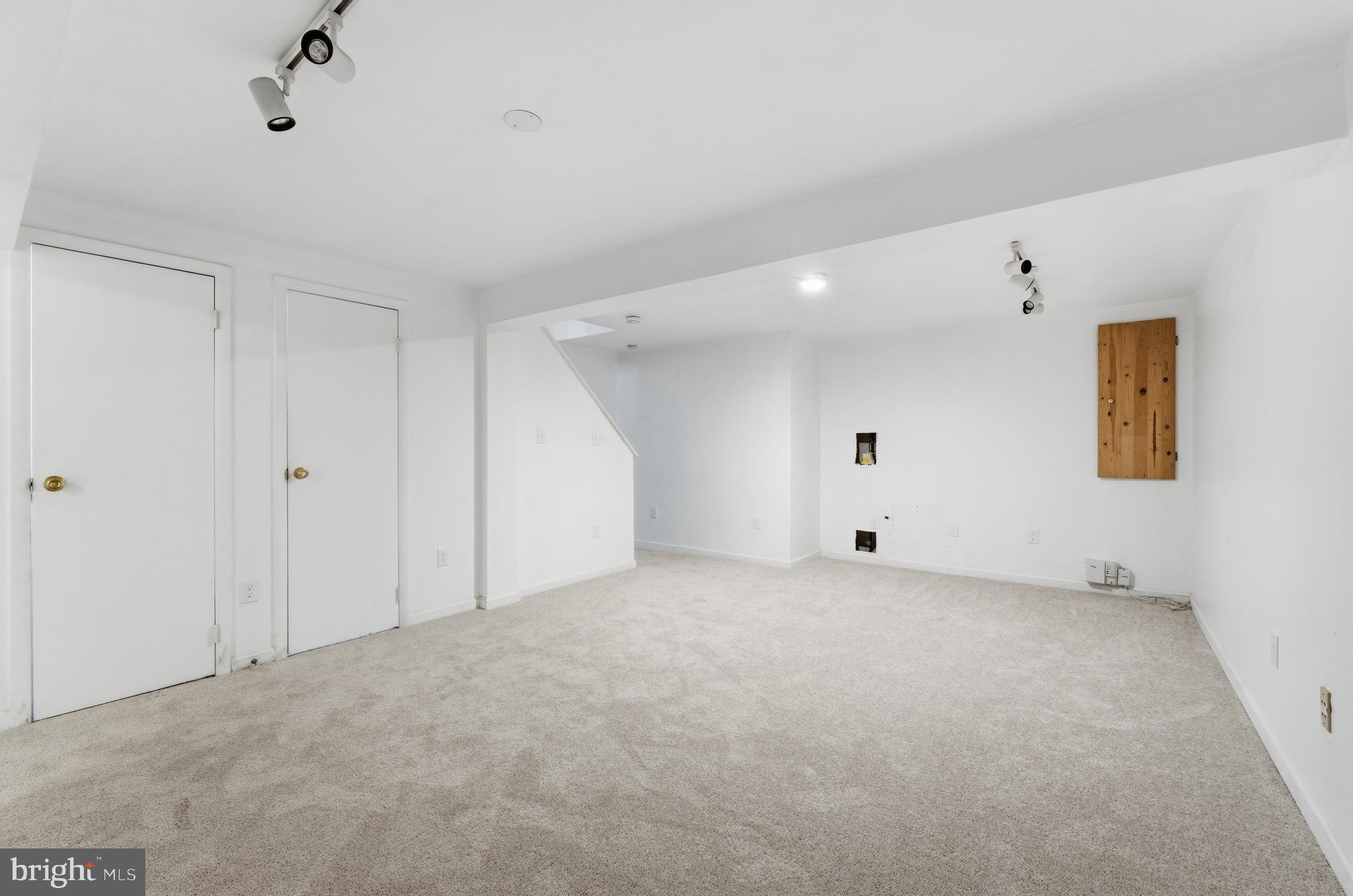 SEWELLS ORCHARD - Residential