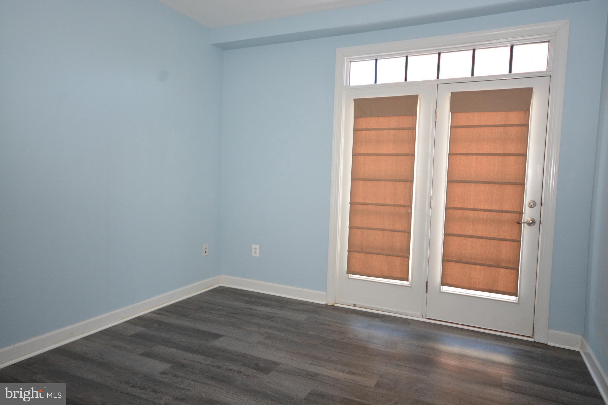 VILLAGES OF URBANA - Residential Lease