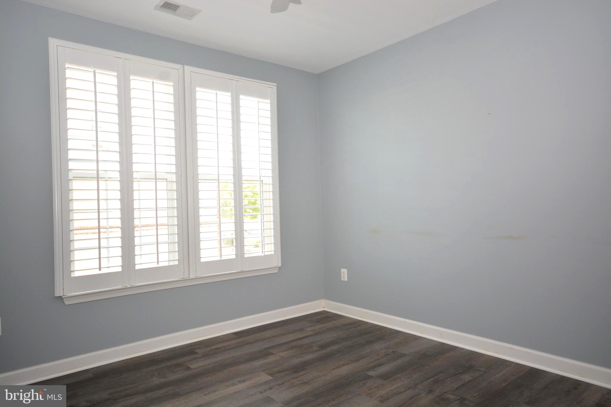 VILLAGES OF URBANA - Residential Lease