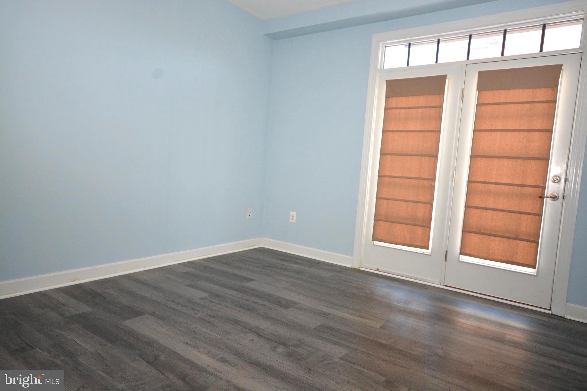 VILLAGES OF URBANA - Residential Lease