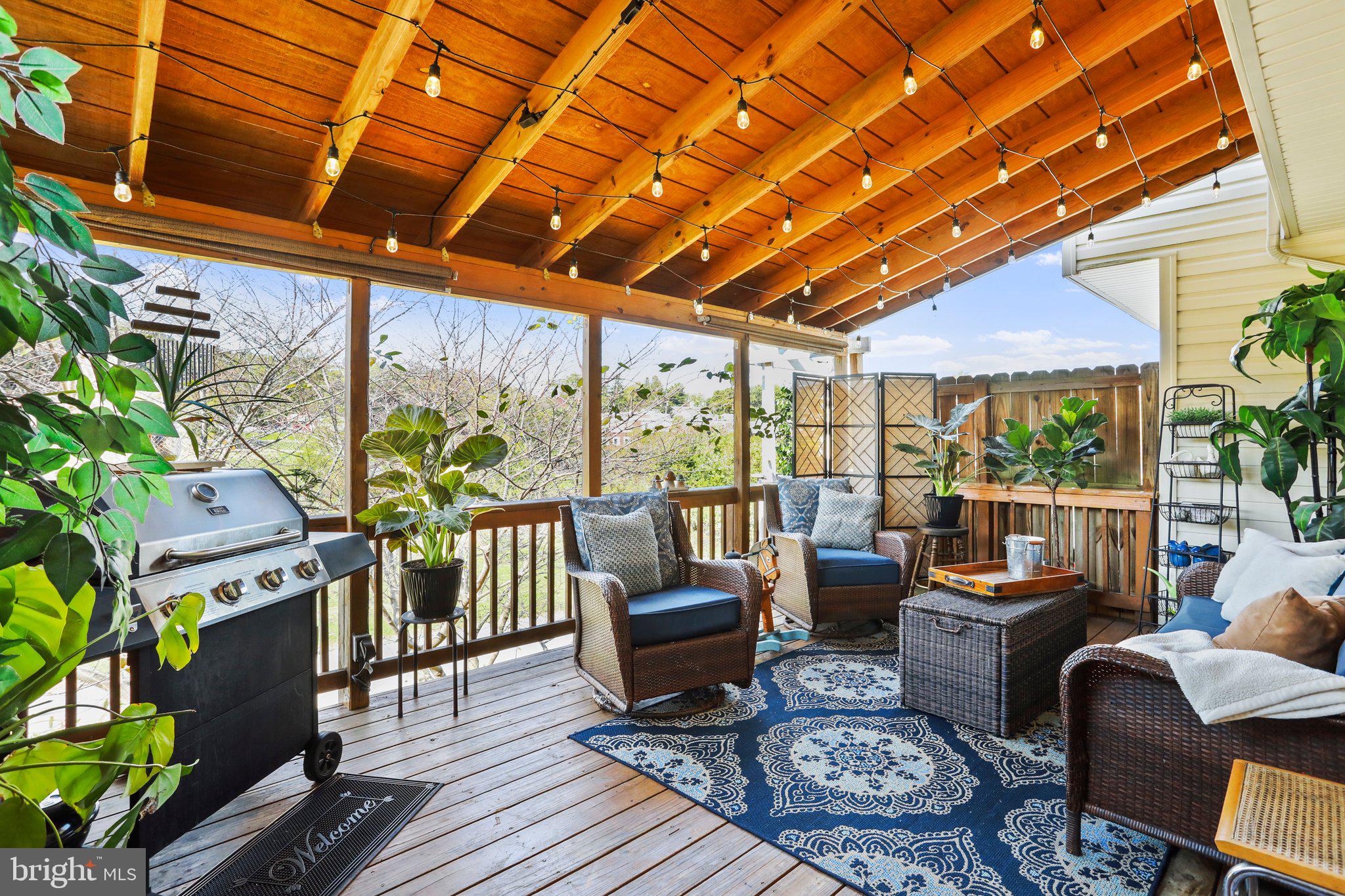 STONEBROOK VILLAGE - Residential