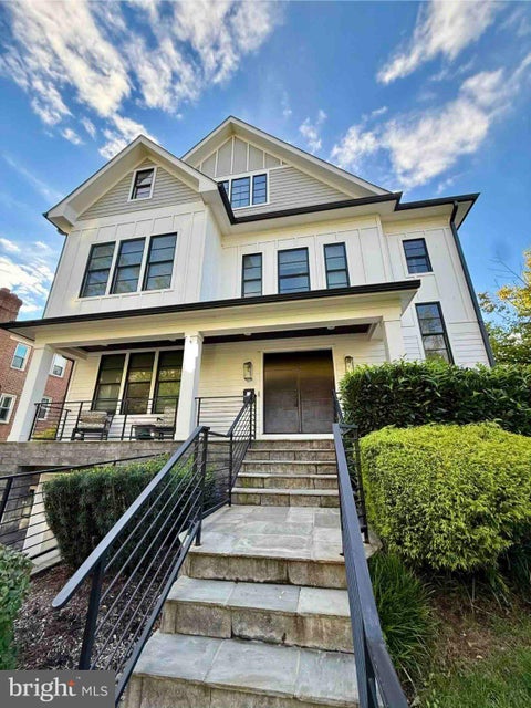 Photo of 1034 N Cleveland Street, ARLINGTON, VA 22201 (MLS # VAAR2081188)