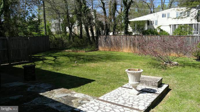 LIBERTY MANOR - Residential