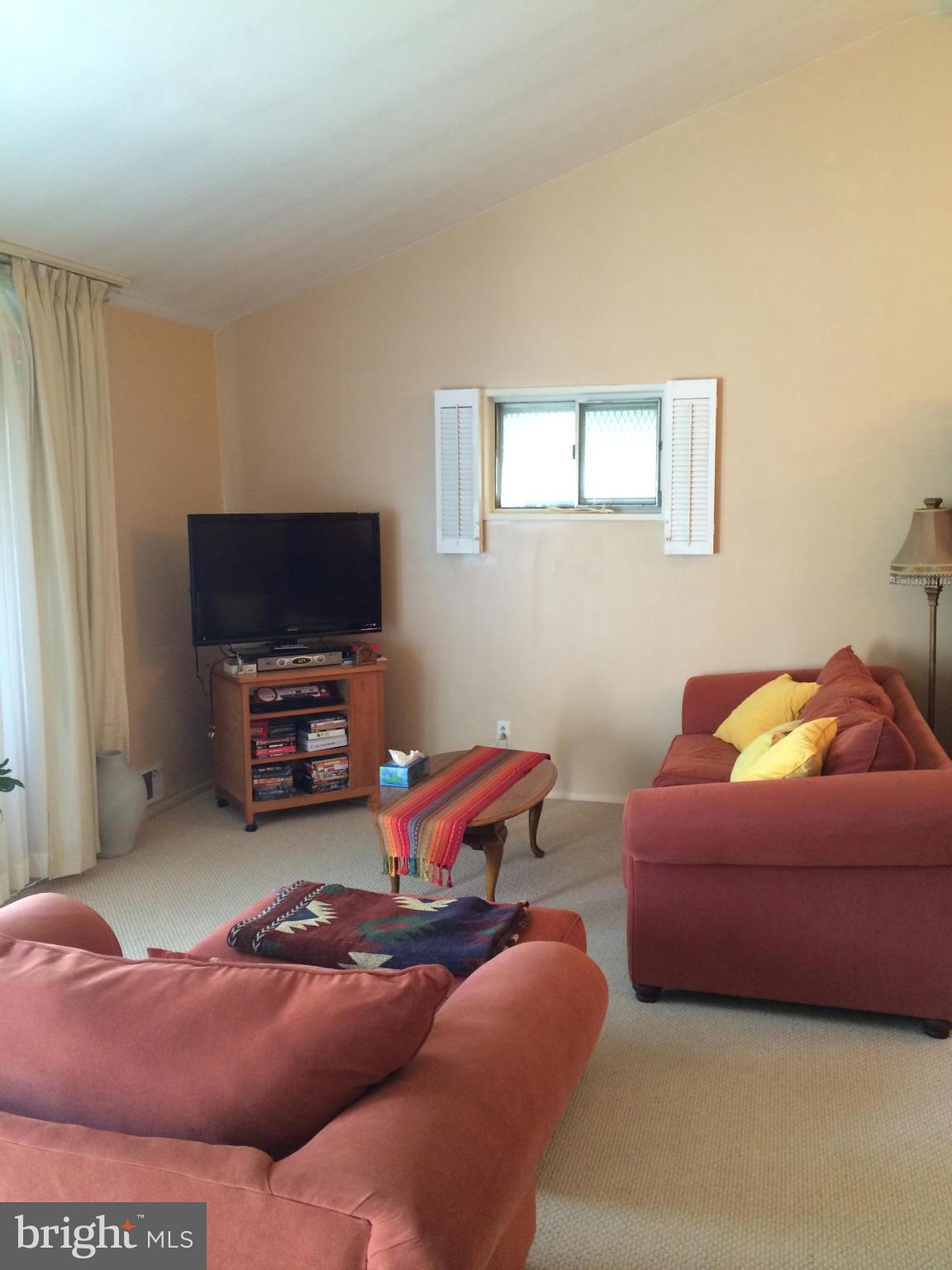 LIBERTY MANOR - Residential