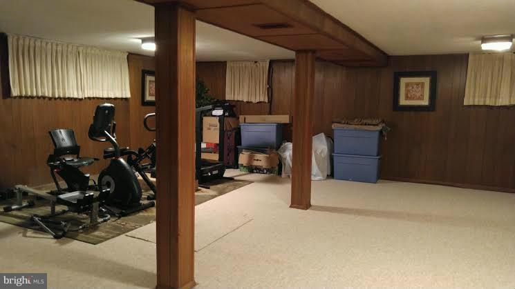 LIBERTY MANOR - Residential