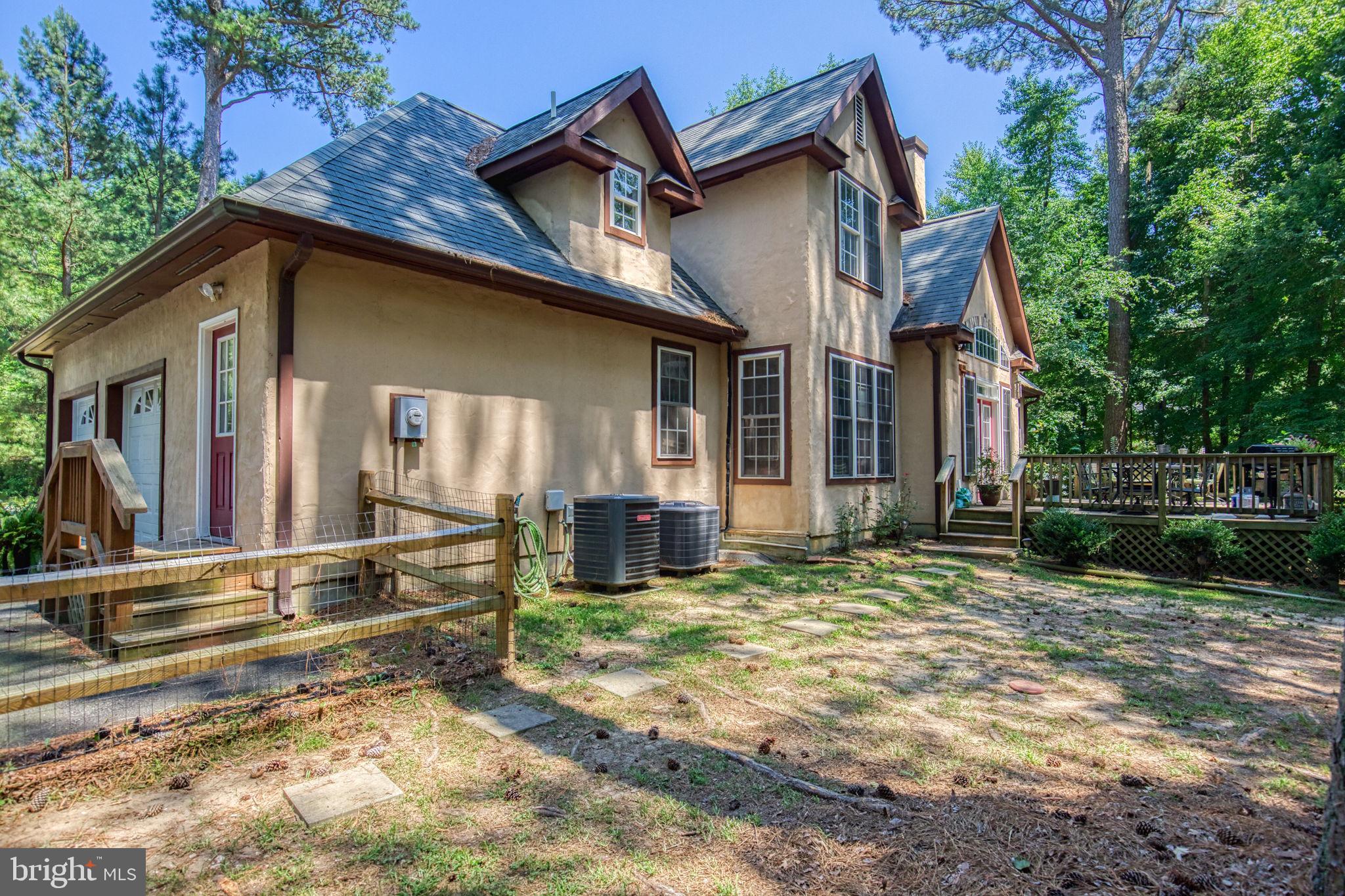 TWIN HARBORS - Residential