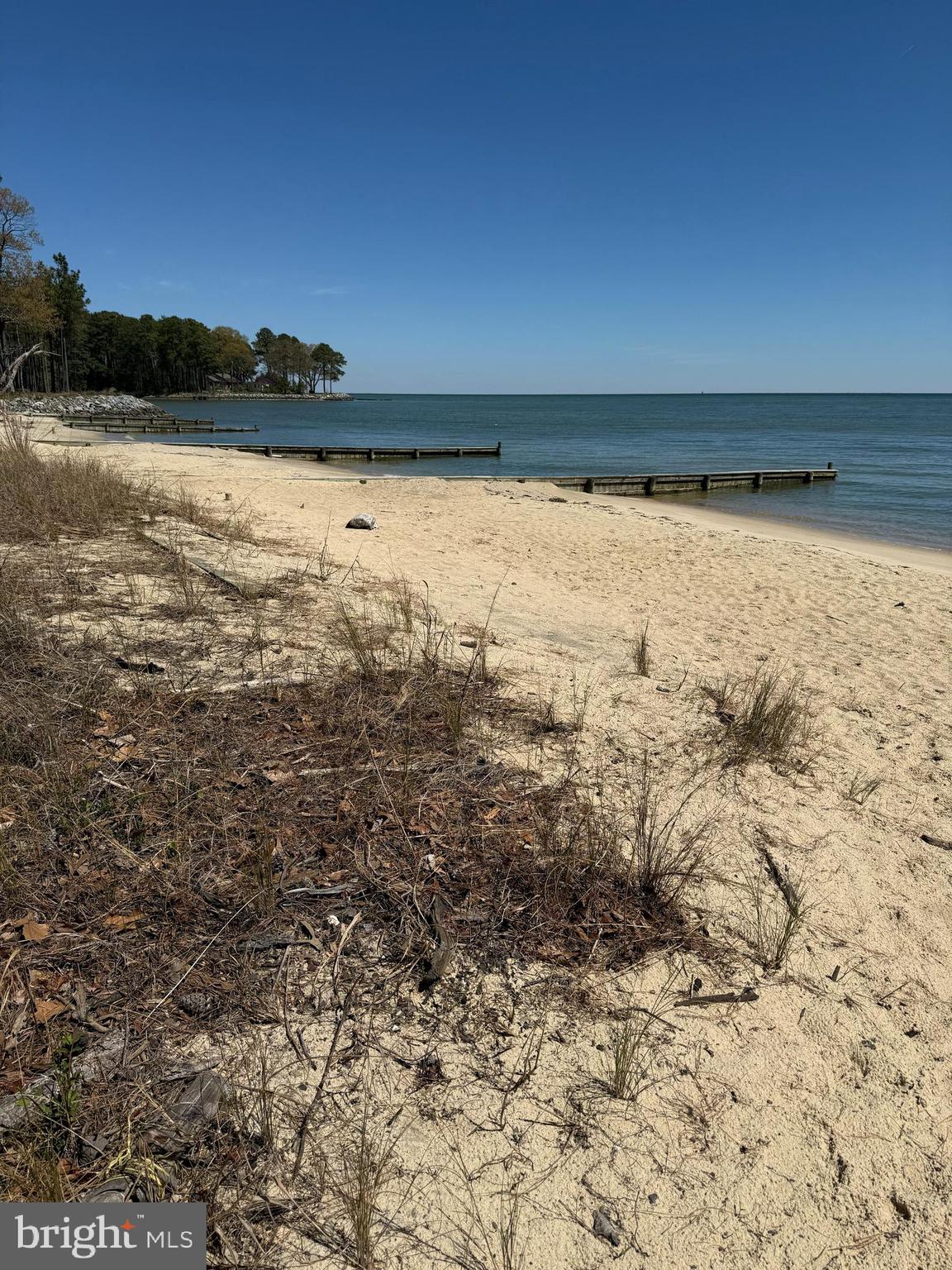 TWIN HARBORS - Residential