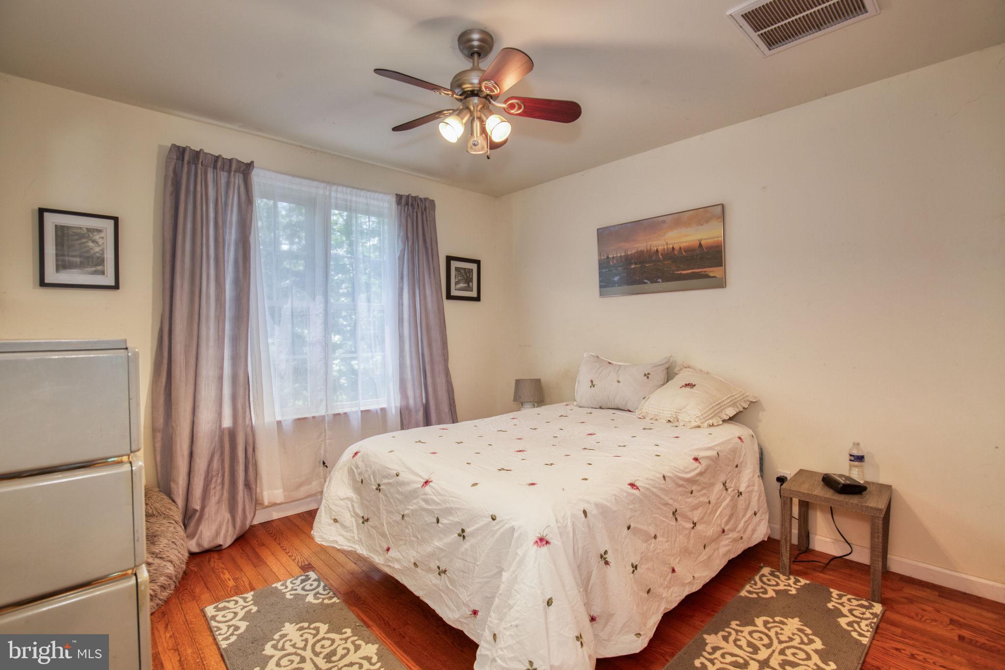 TWIN HARBORS - Residential