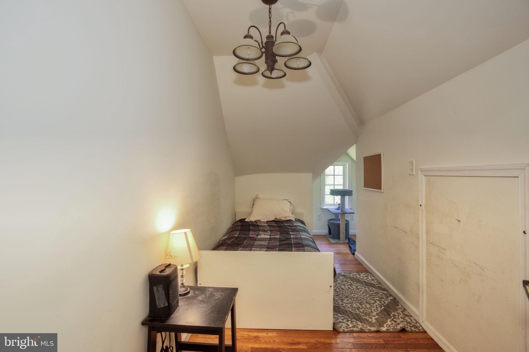 TWIN HARBORS - Residential