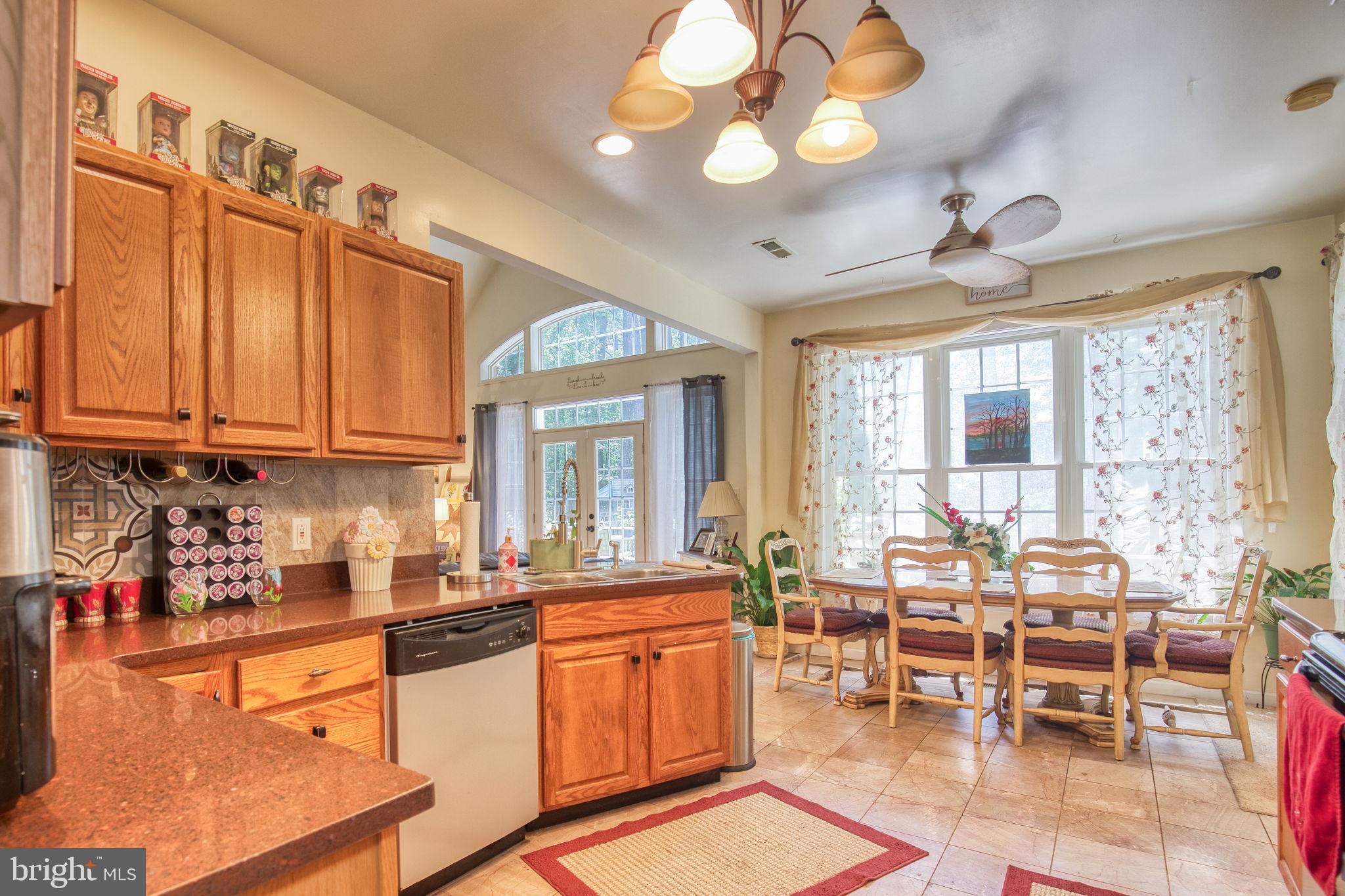 TWIN HARBORS - Residential