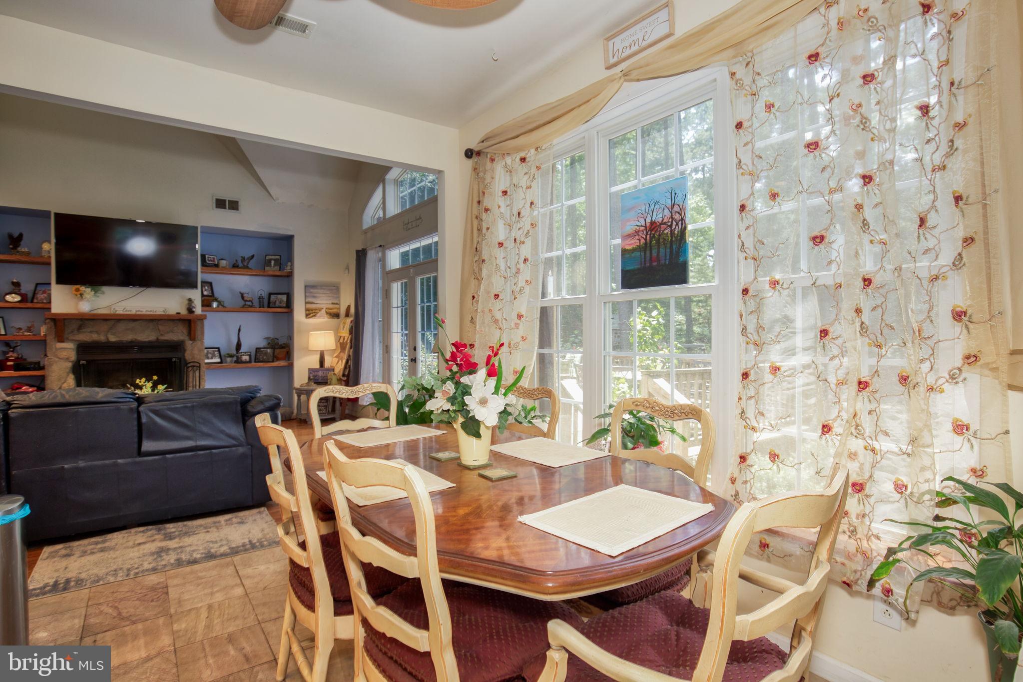 TWIN HARBORS - Residential