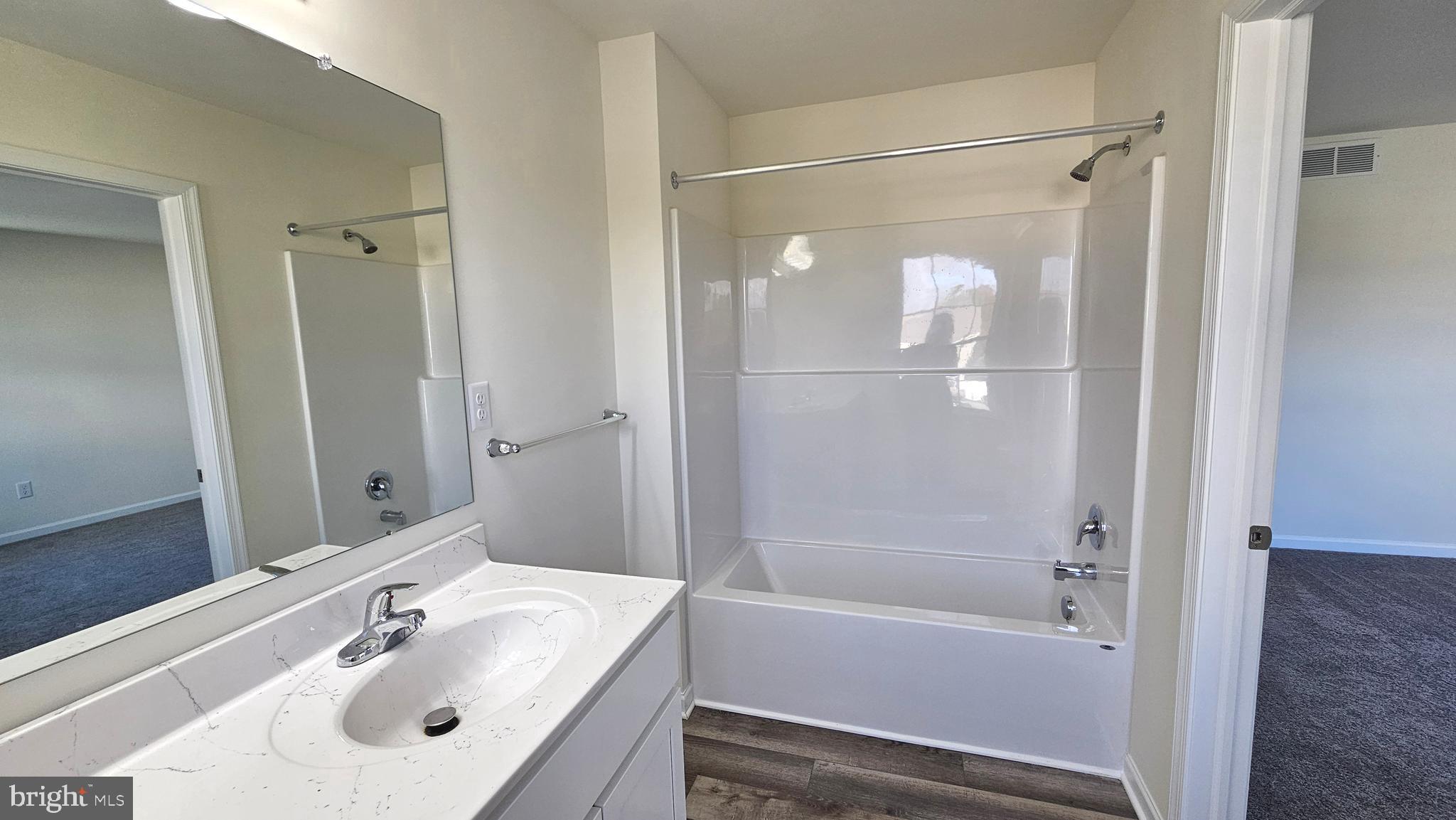 CAMBRIA VILLAGE - Residential