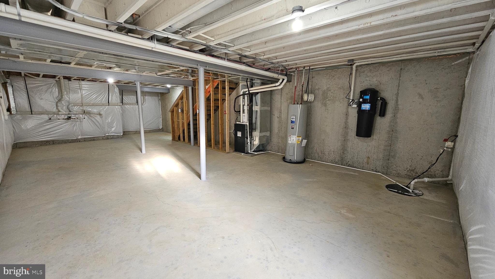 CAMBRIA VILLAGE - Residential